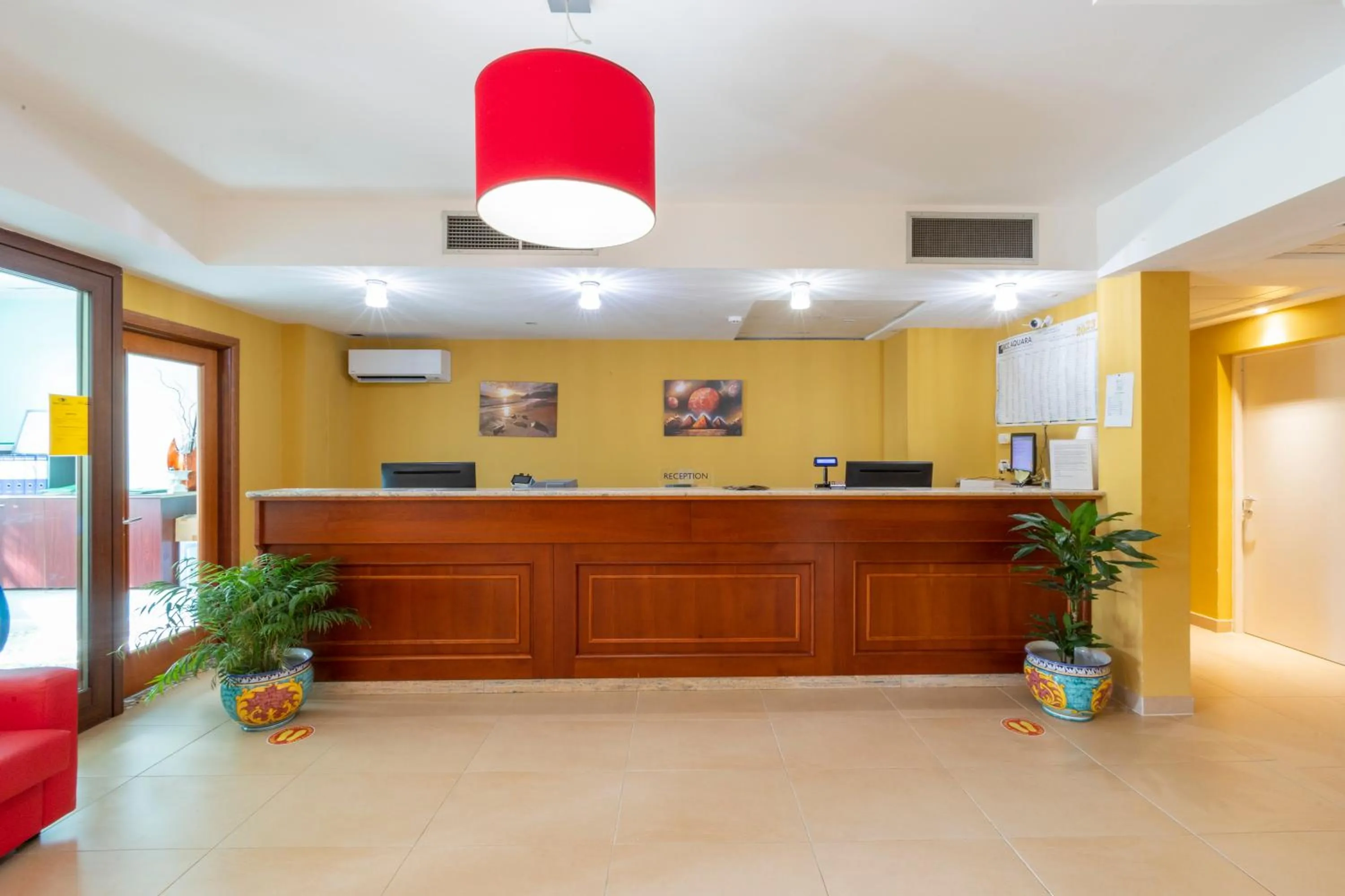 Lobby or reception in Prince Franklyn Hotel