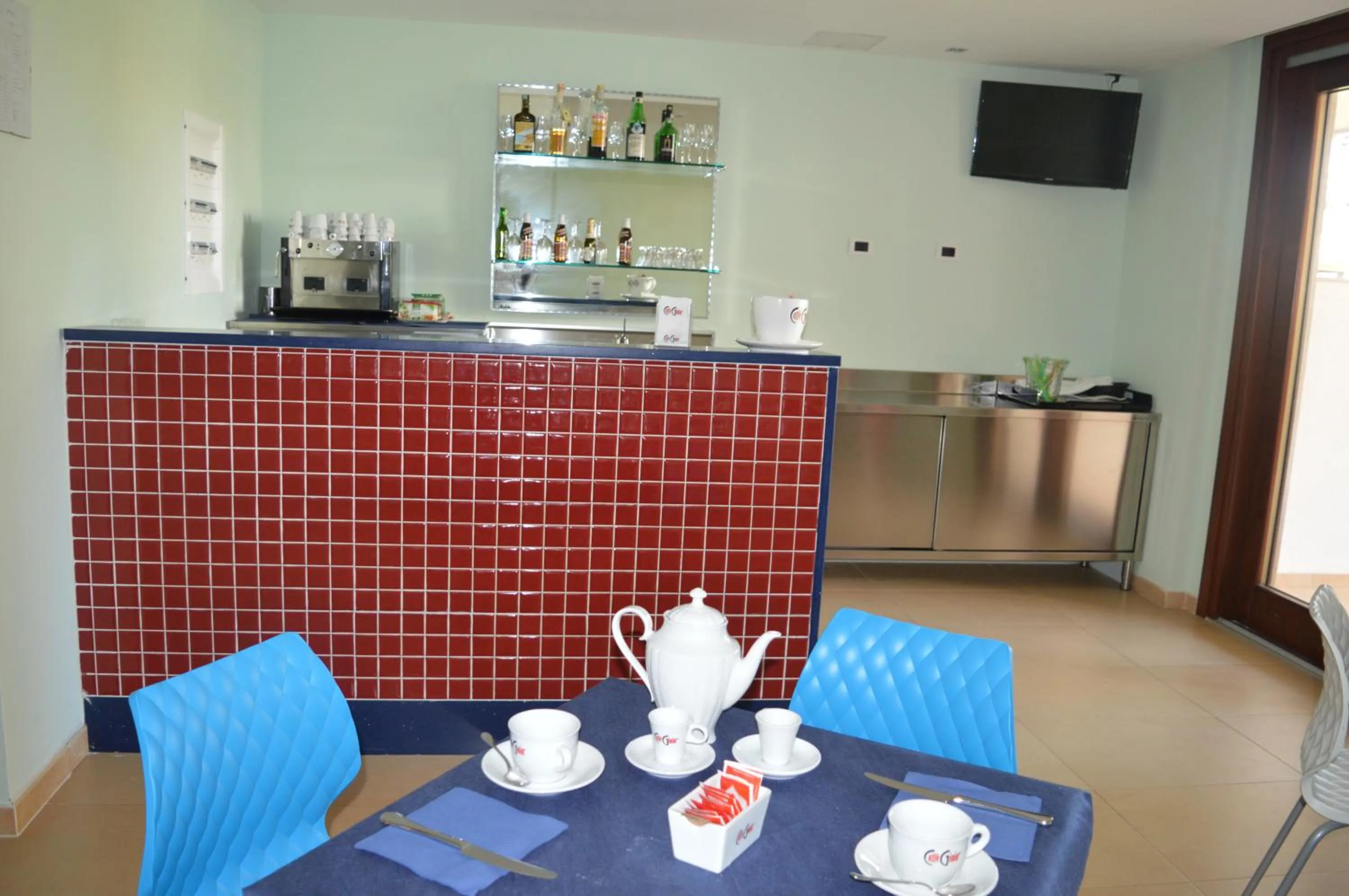 Lounge or bar in Prince Franklyn Hotel