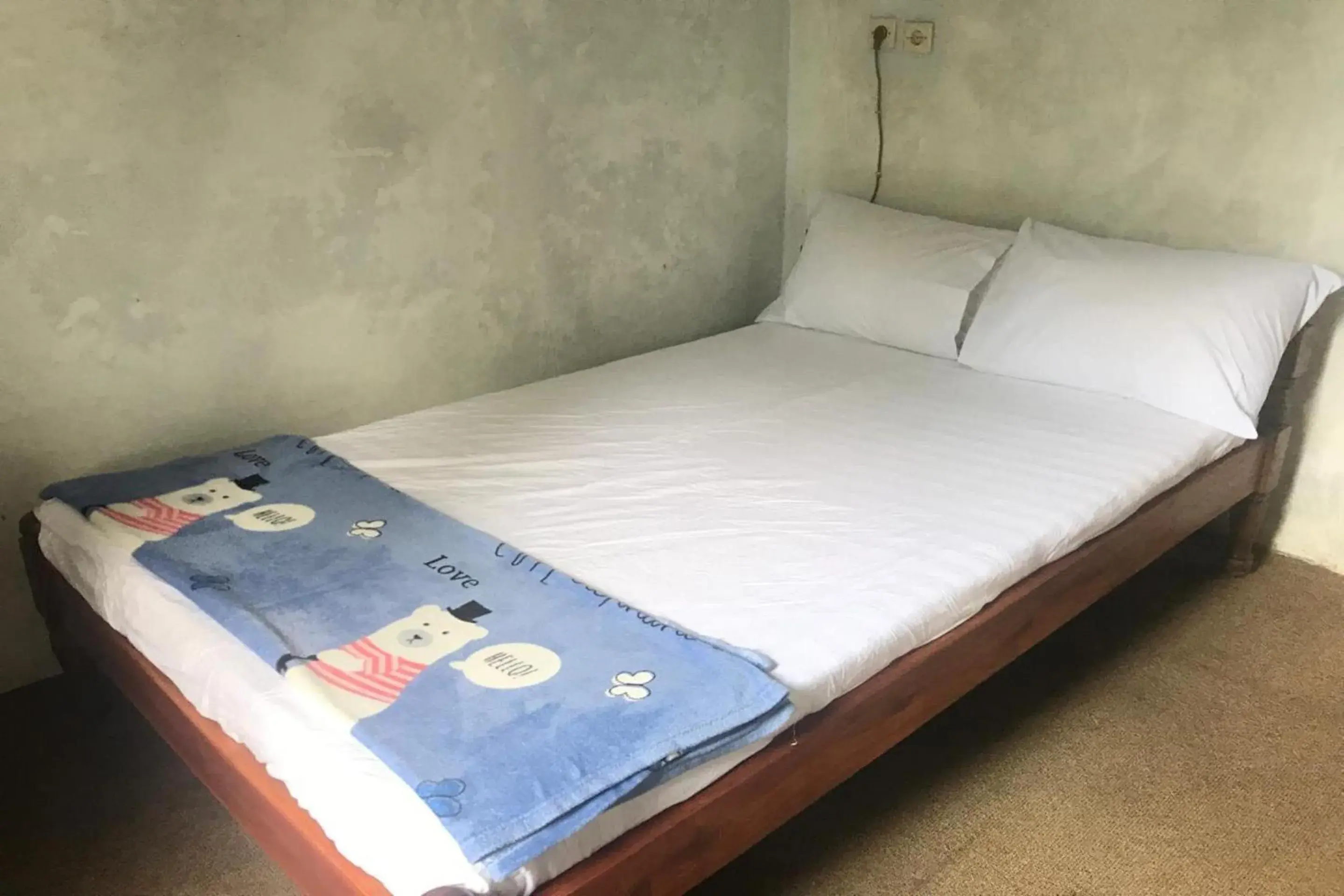 Standard Double Room in Hotel O Homestay Banyumili Samigaluh Standard Double Room in Hotel O Homestay Banyumili Samigaluh