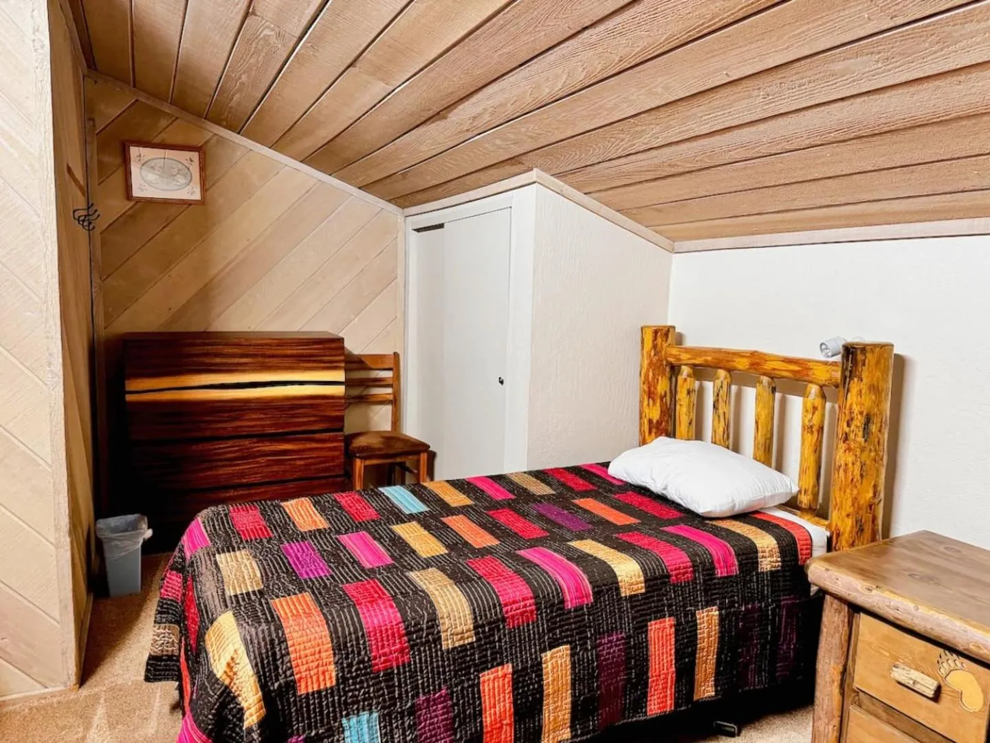 Bed in Mammoth Lakes Crestview Condo #50