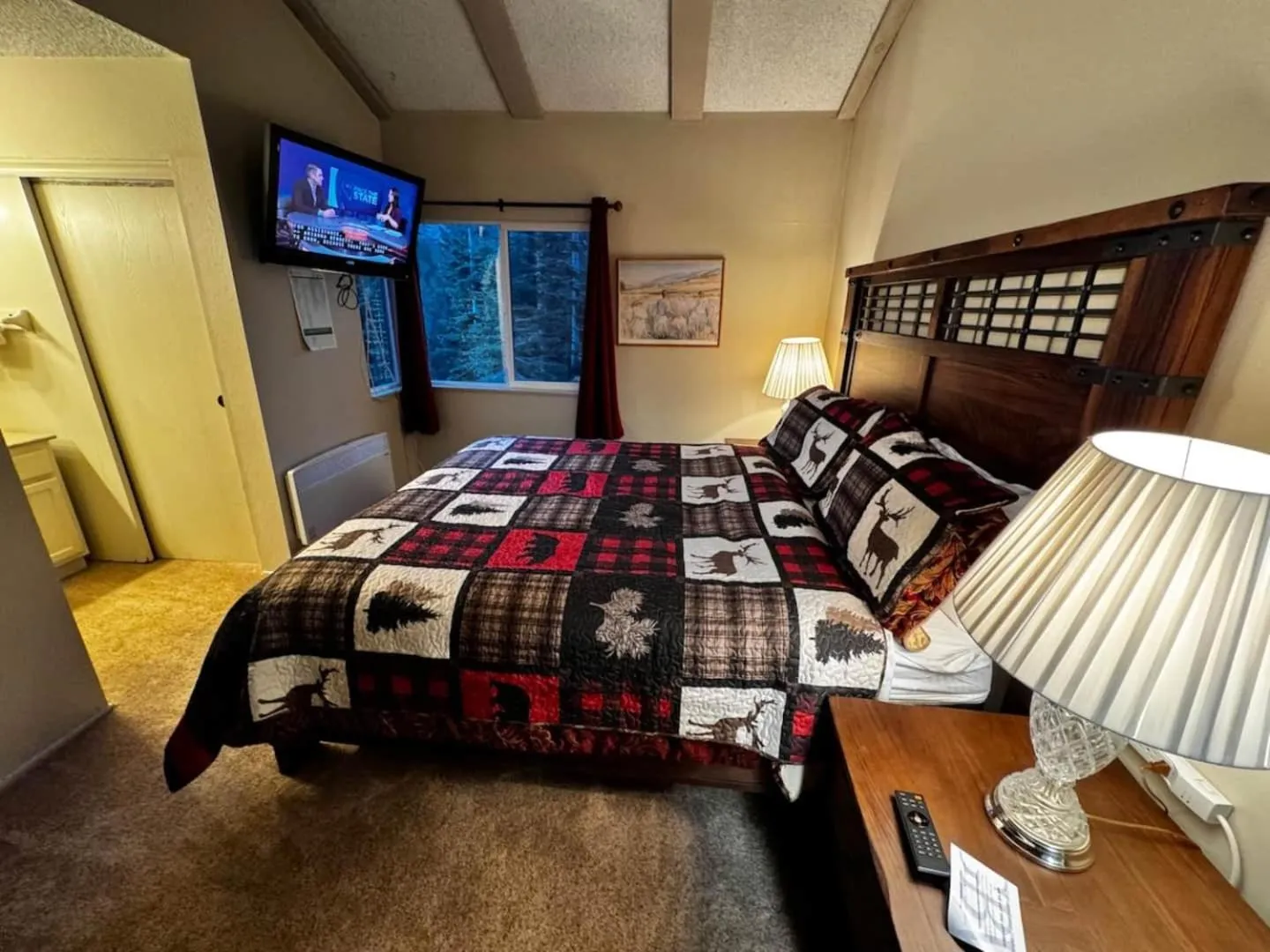 Bed in Mammoth Lakes Crestview Condo #50