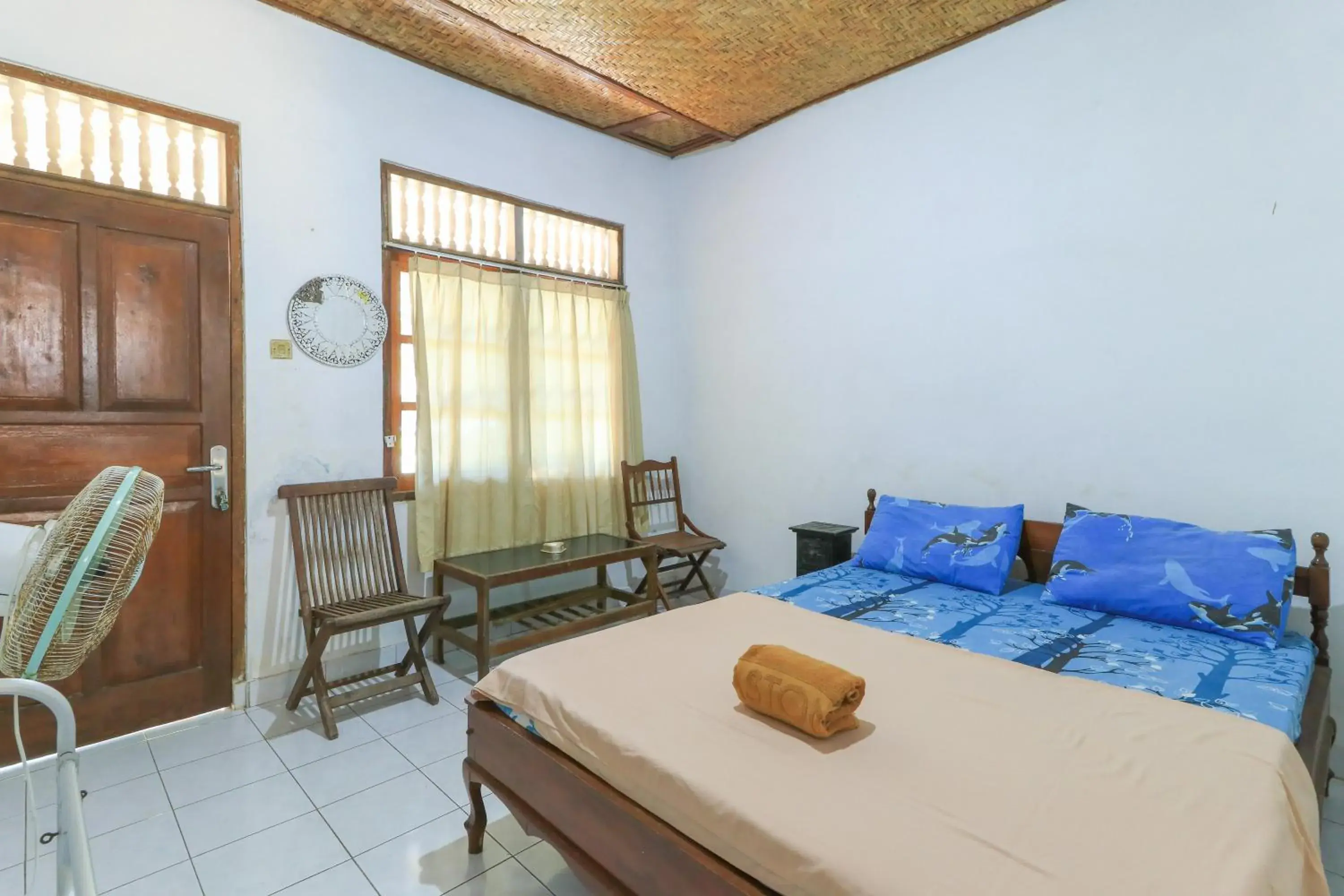 Standard Double Room in Hotel Tara Bar & Resto Air Sanih Standard Double Room in Hotel Tara Bar & Resto Air Sanih