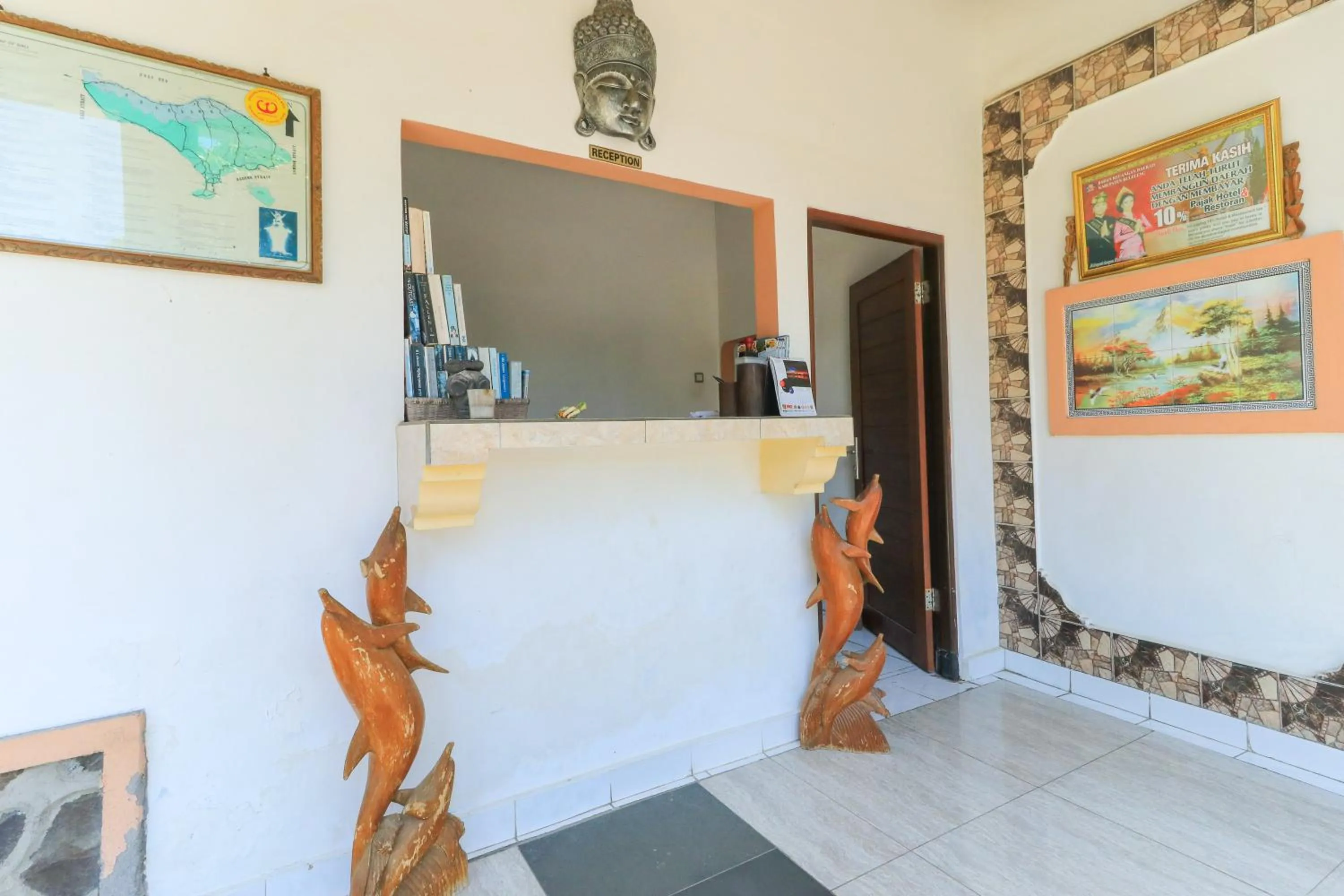 Property building in Hotel Tara Bar & Resto Air Sanih