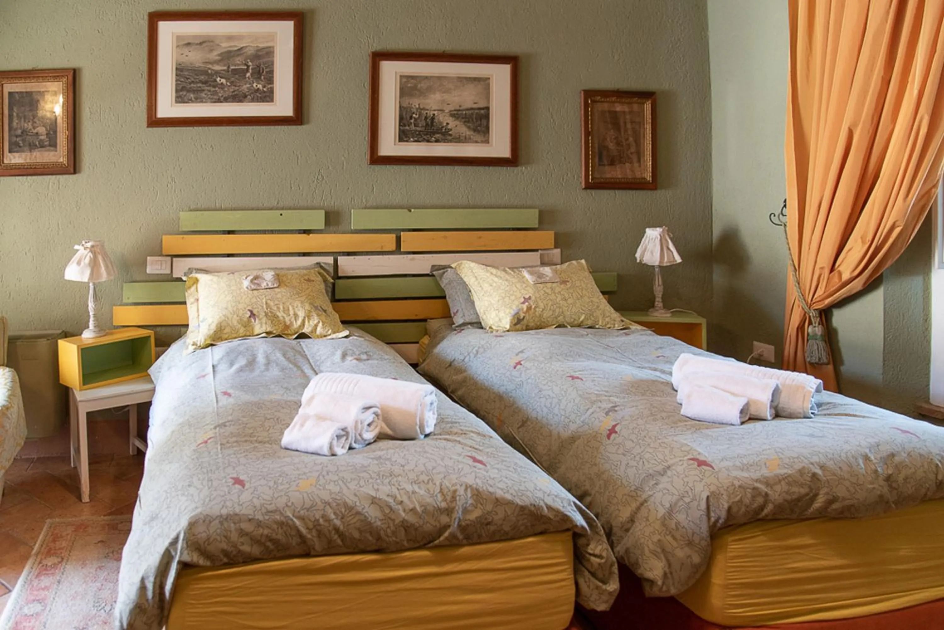 Bed in Relais Borgo Campello