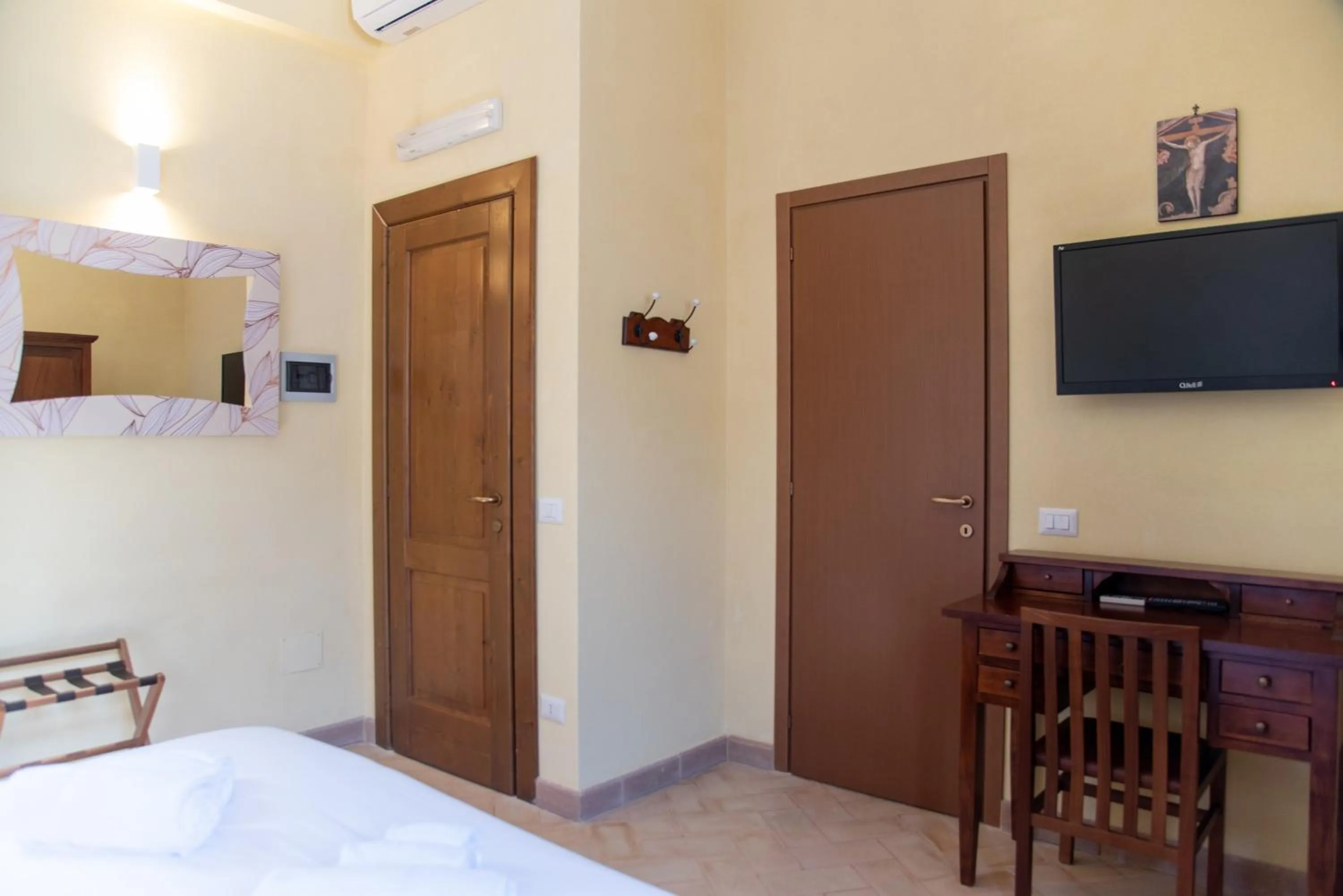 Bed in Relais Borgo Campello