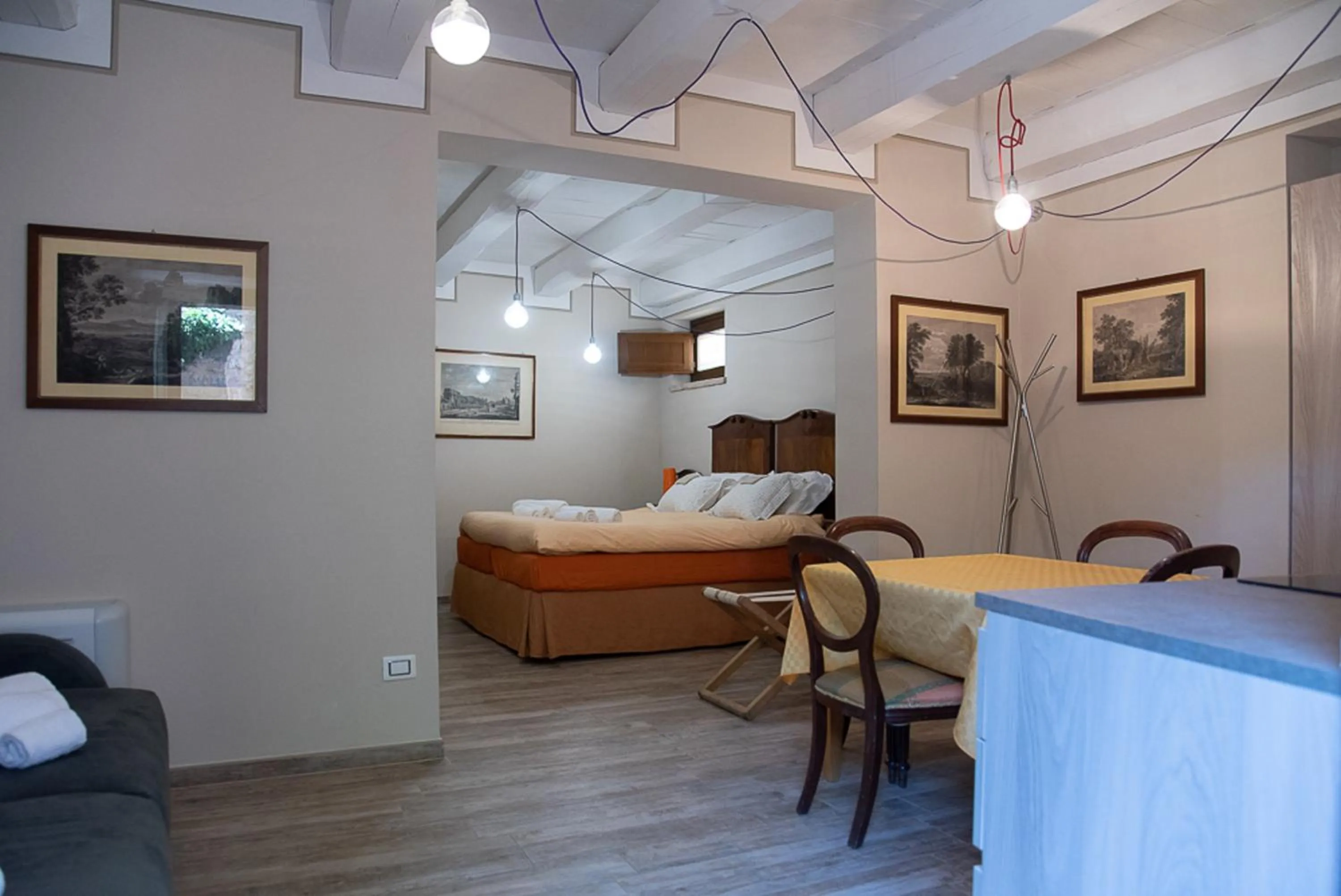 Photo of the whole room, Bed in Relais Borgo Campello