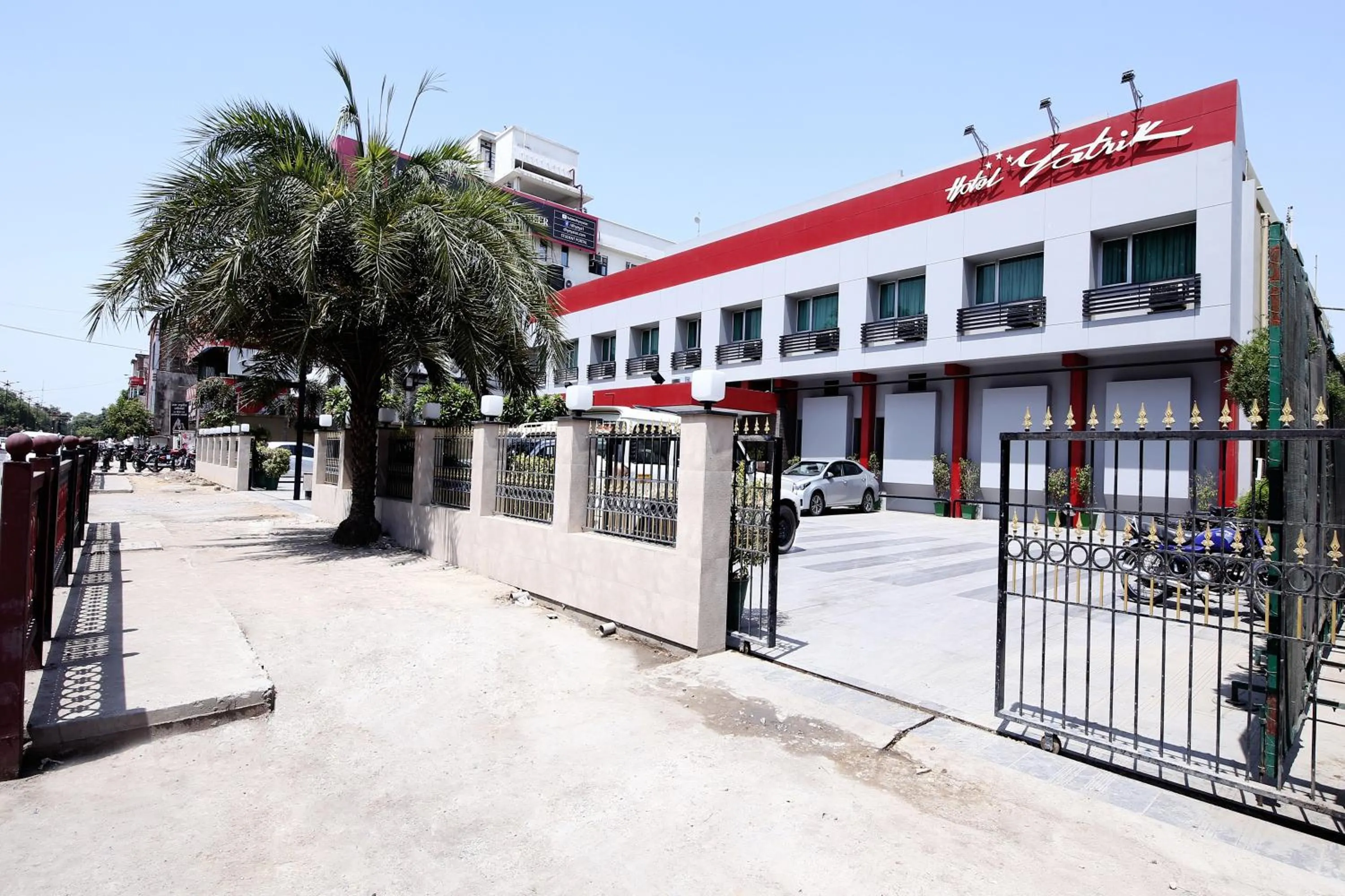 Property building in Hotel Yatrik