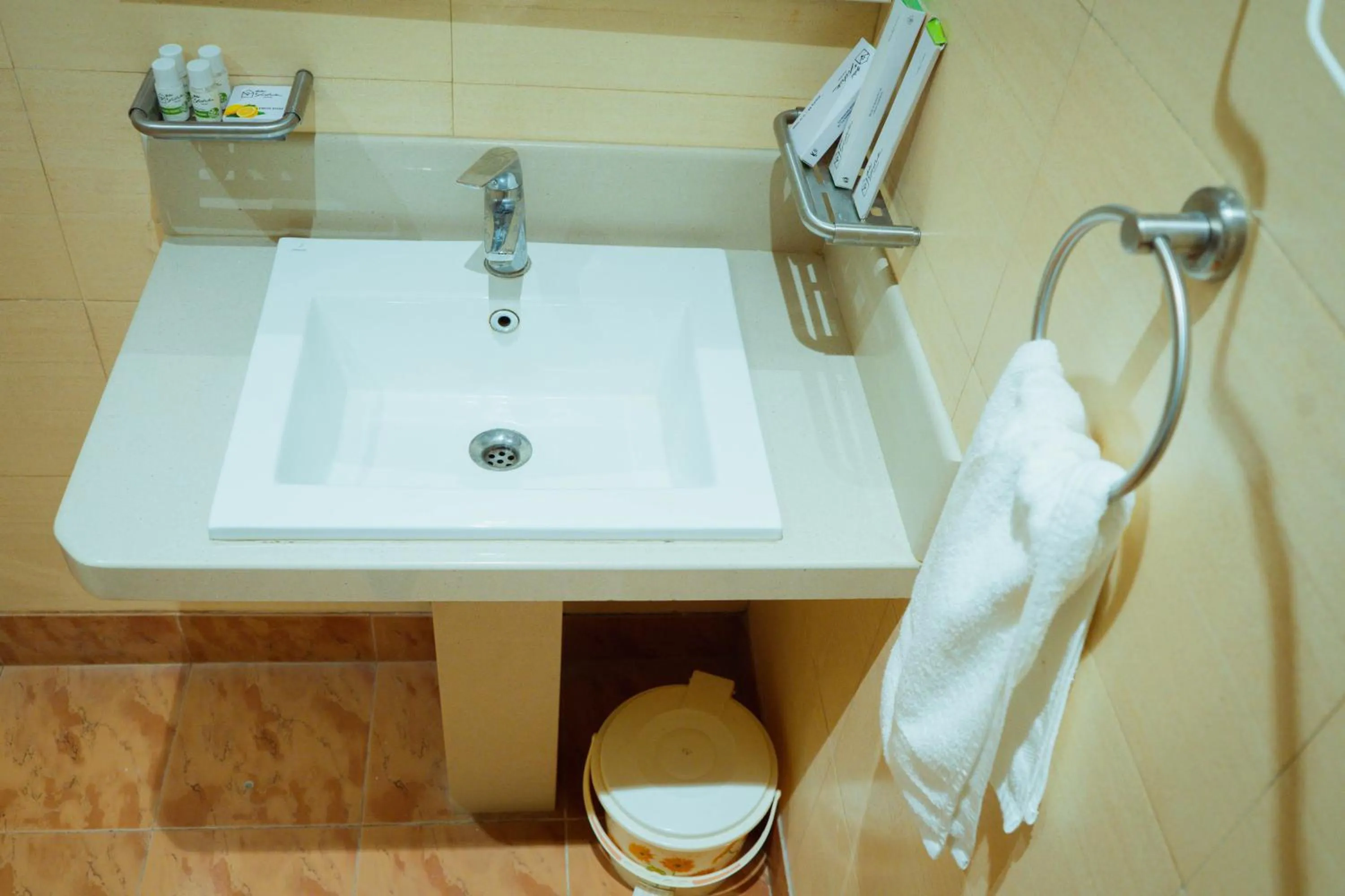 Bathroom in Hotel Yatrik