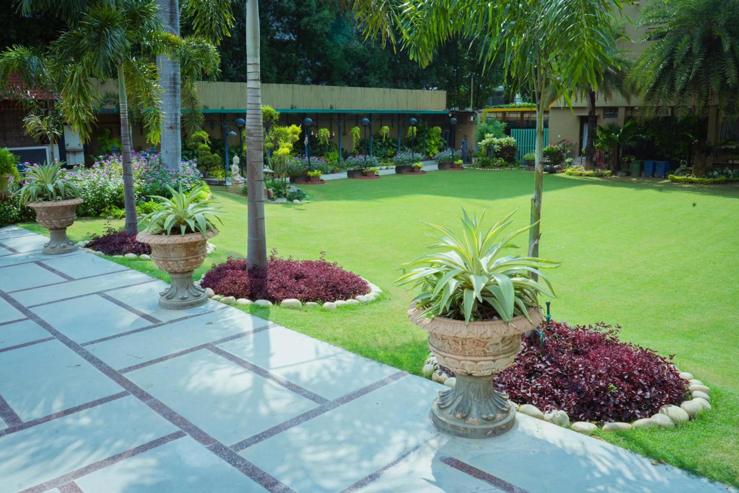 Garden in Hotel Yatrik