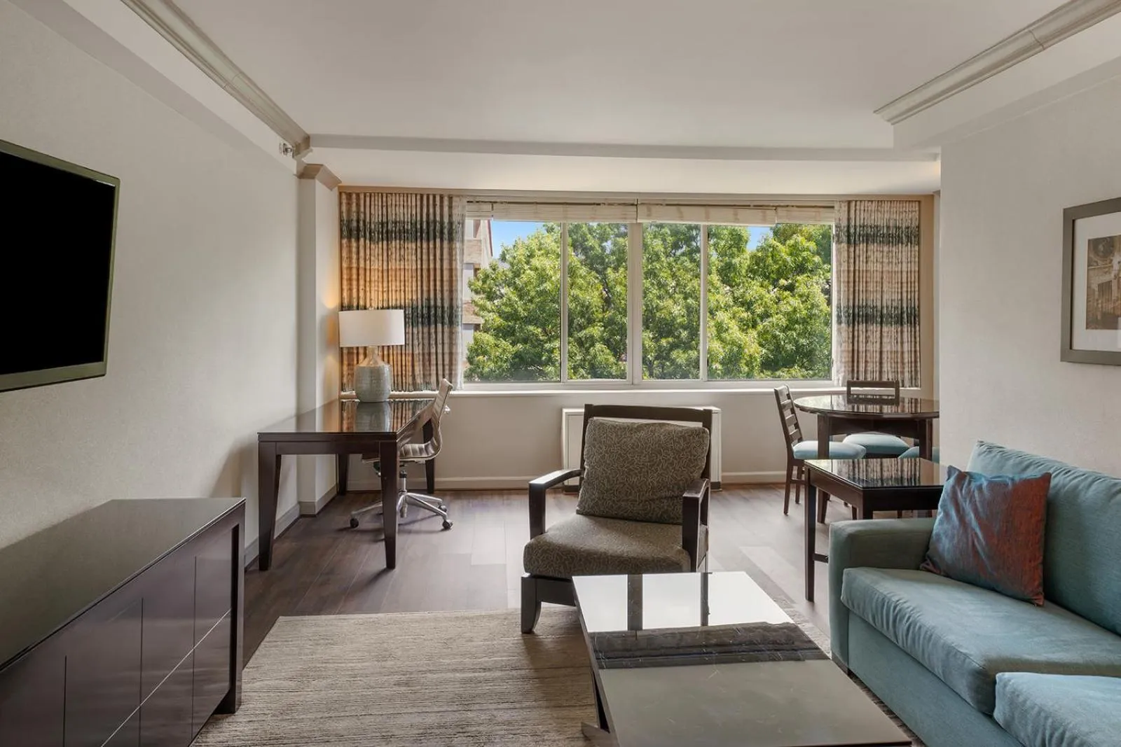 Living room in The River Inn