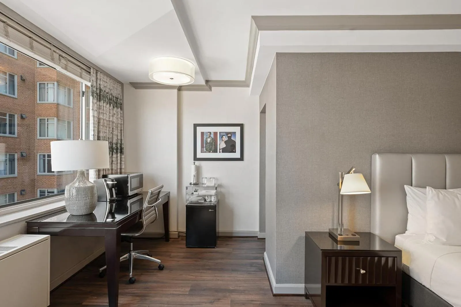 Bedroom in The River Inn