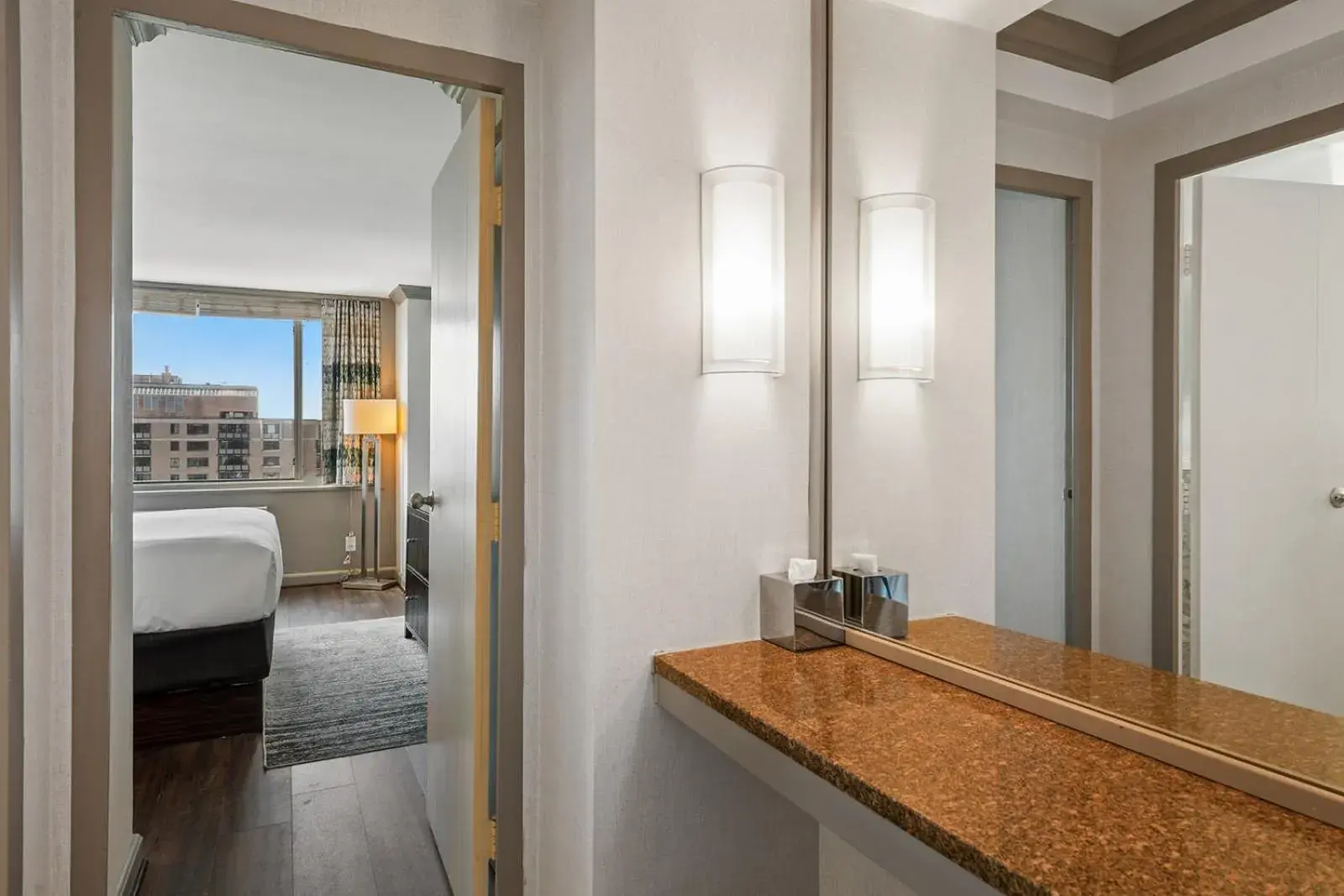 King Suite with Sofa Bed in The River Inn King Suite with Sofa Bed in The River Inn