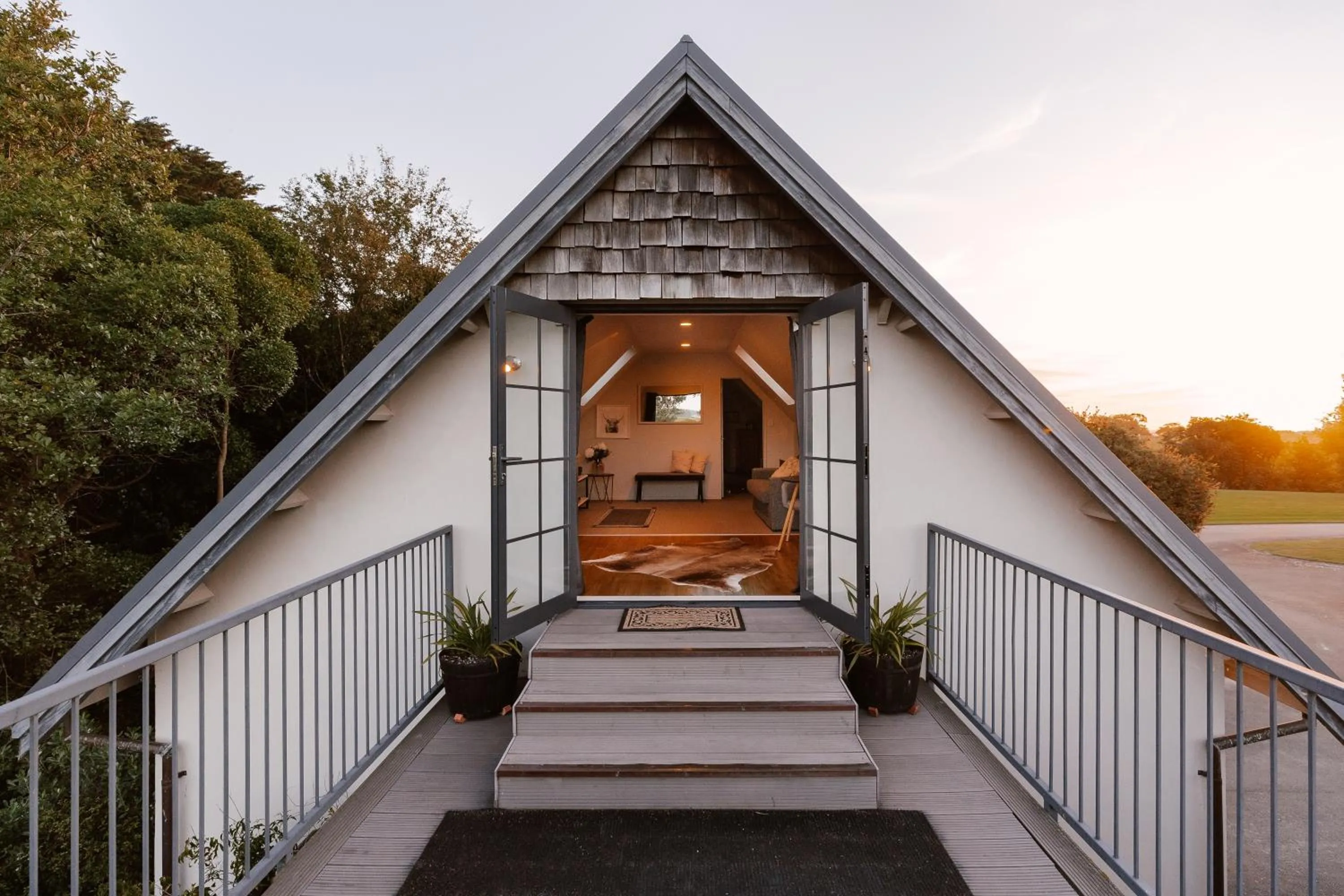 Facade/entrance in Hiwinui Country Estate