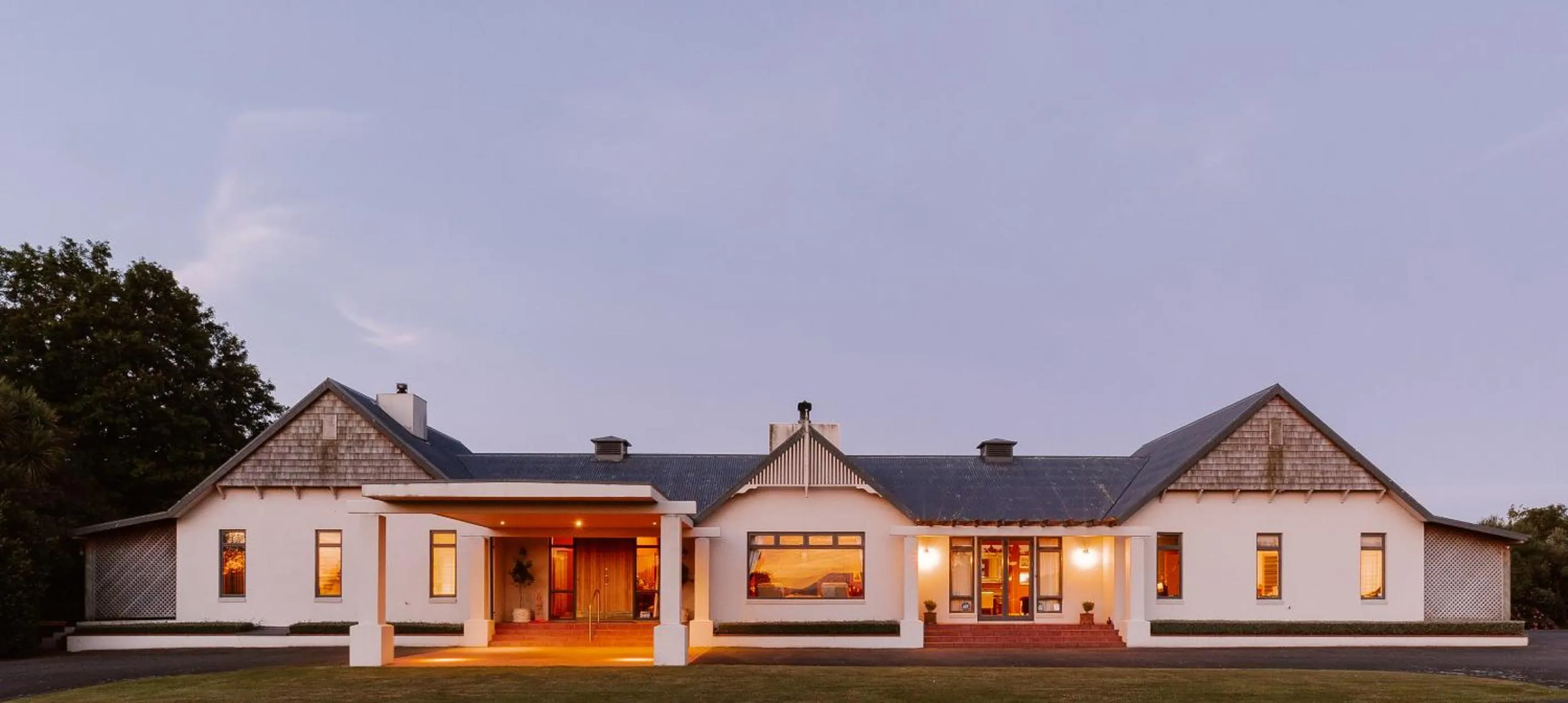 Property building in Hiwinui Country Estate