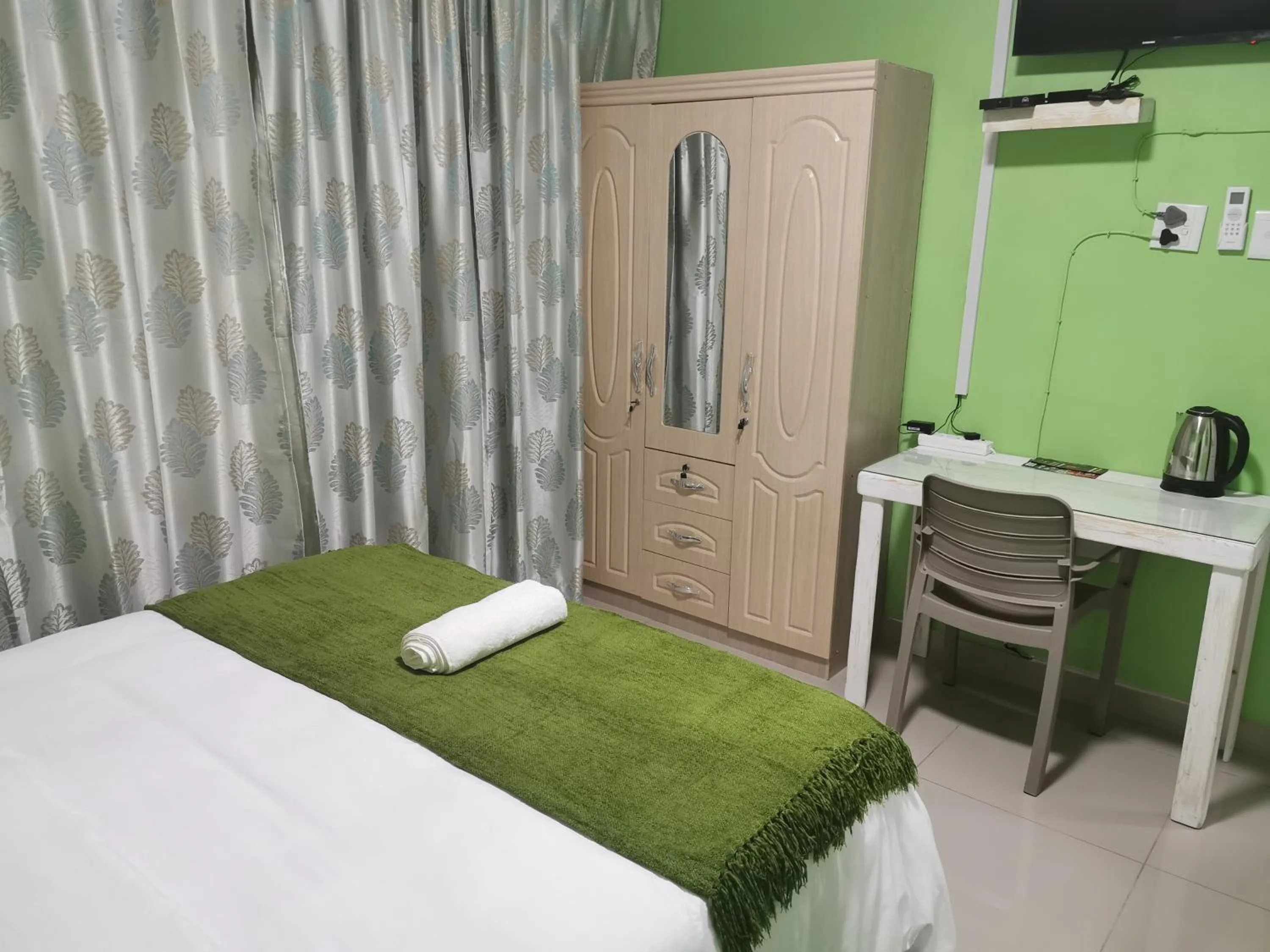 Bed in The Zion Hill