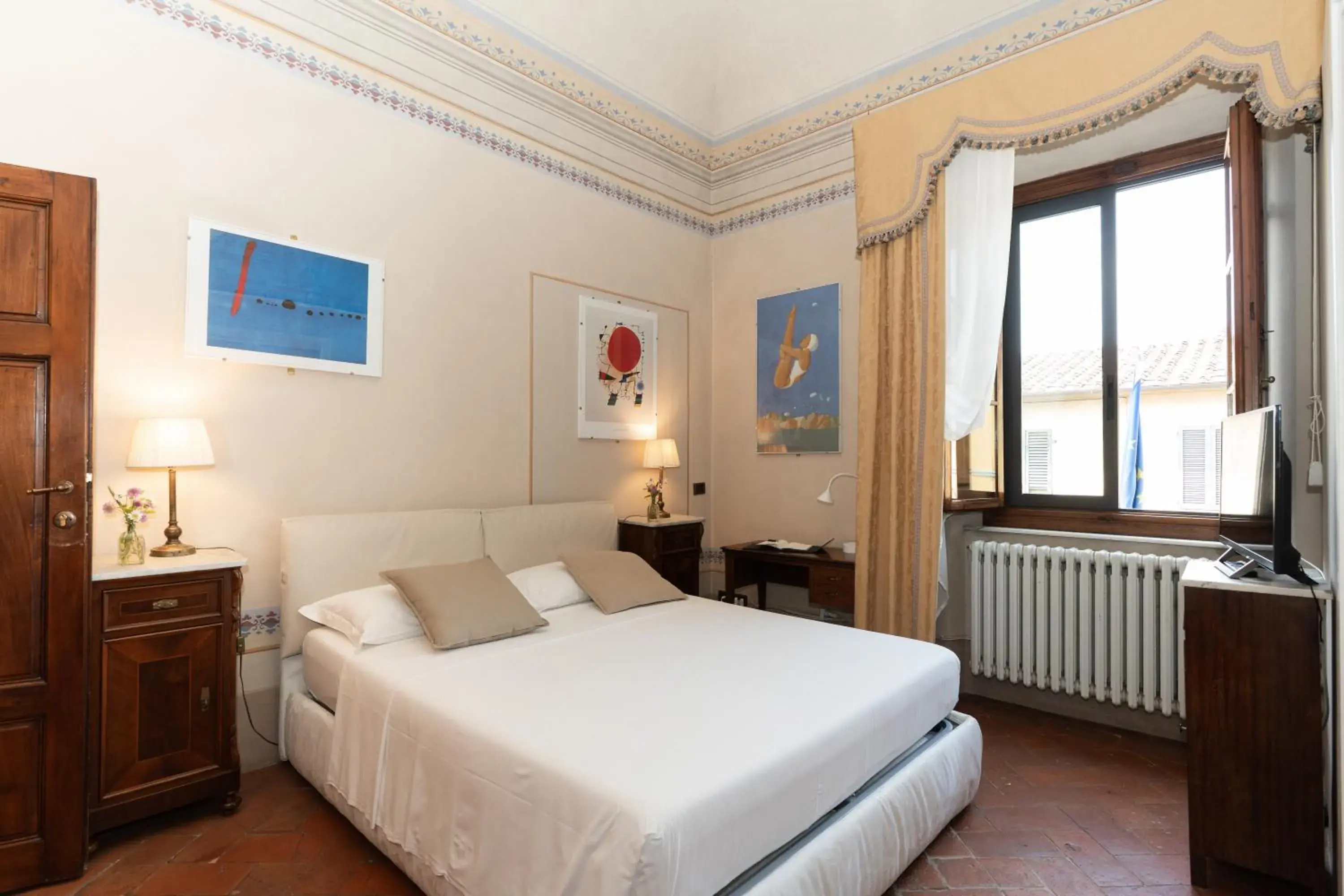 Double Room with Private External Bathroom in VillAmorosa Double Room with Private External Bathroom in VillAmorosa