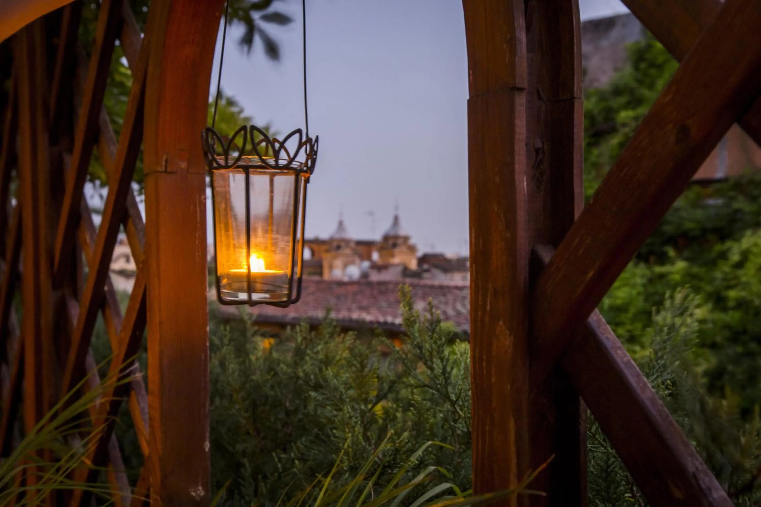 Night in Episcopo Lipinsky Luxury Suites