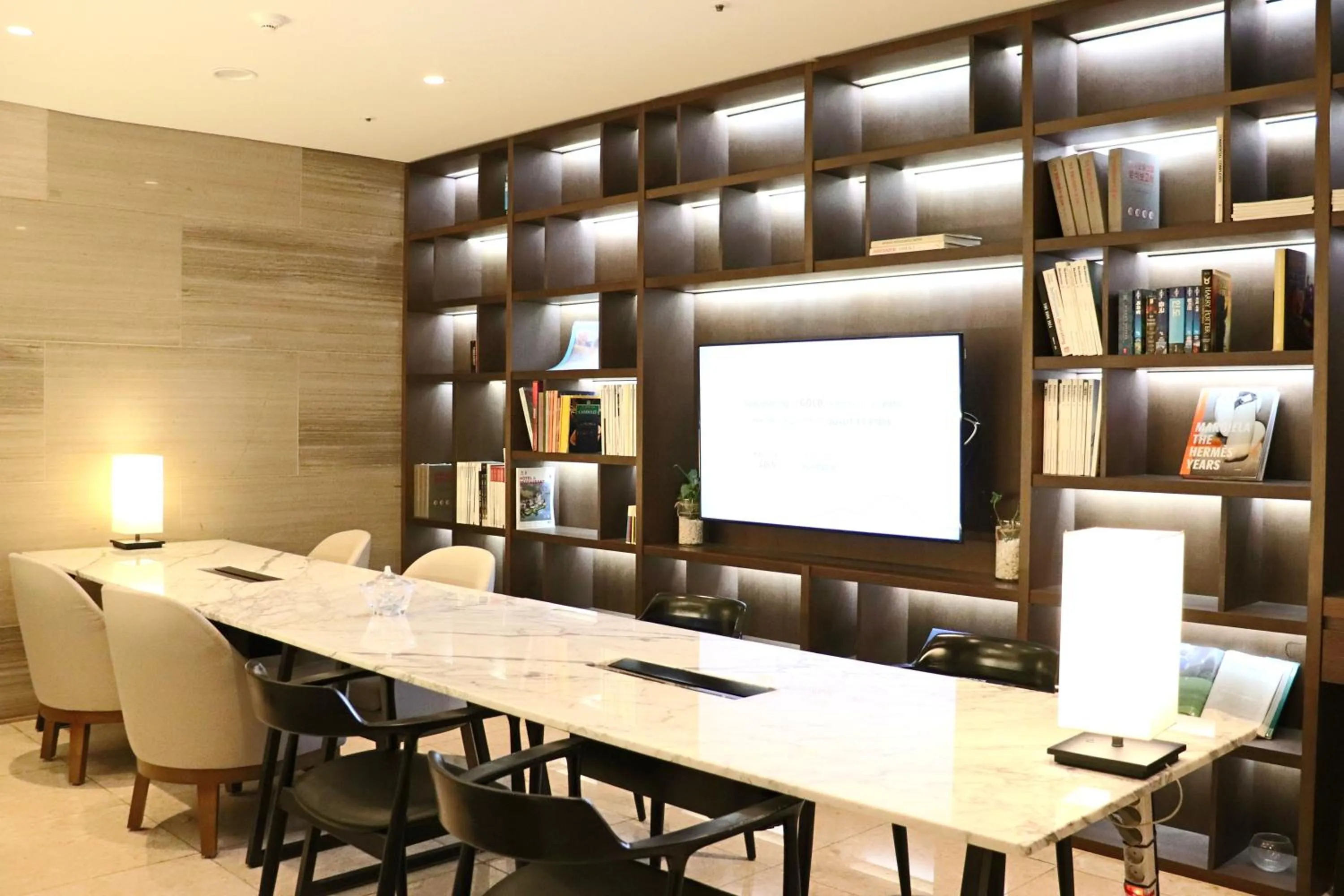 Business facilities in Ramada Encore by Wyndham Busan Station