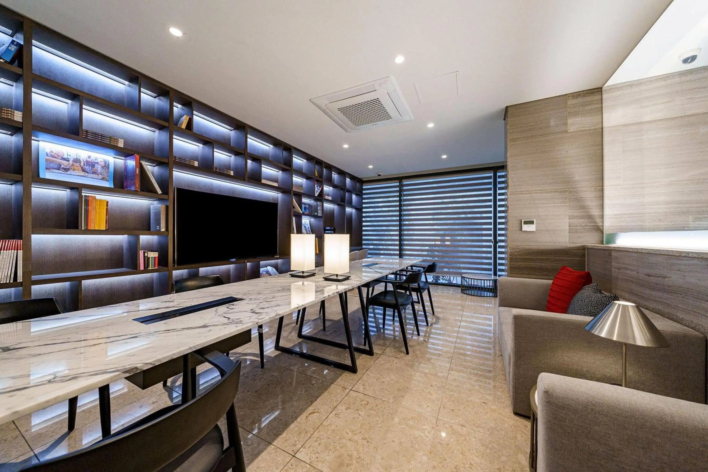 Meeting/conference room in Ramada Encore by Wyndham Busan Station