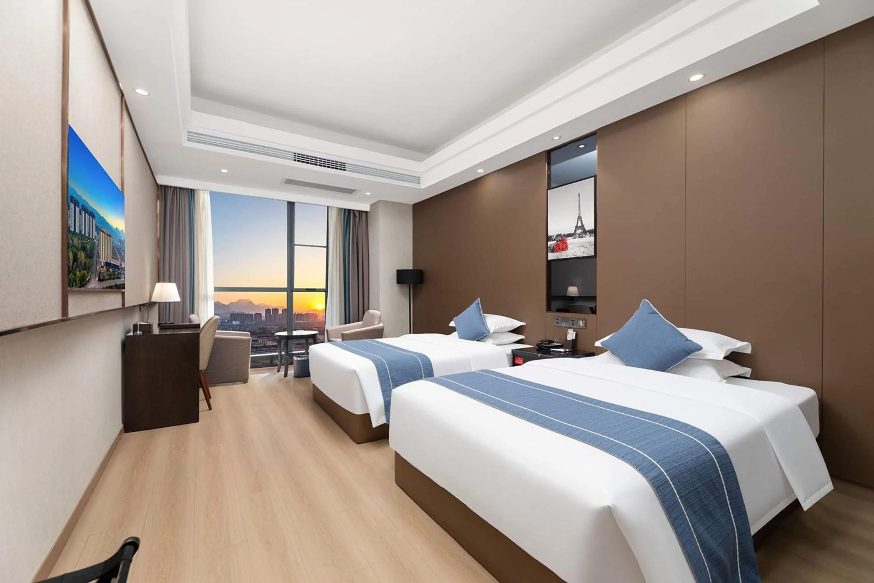 Photo of the whole room, Bed in Ramada by Wyndham Zhangjiajie