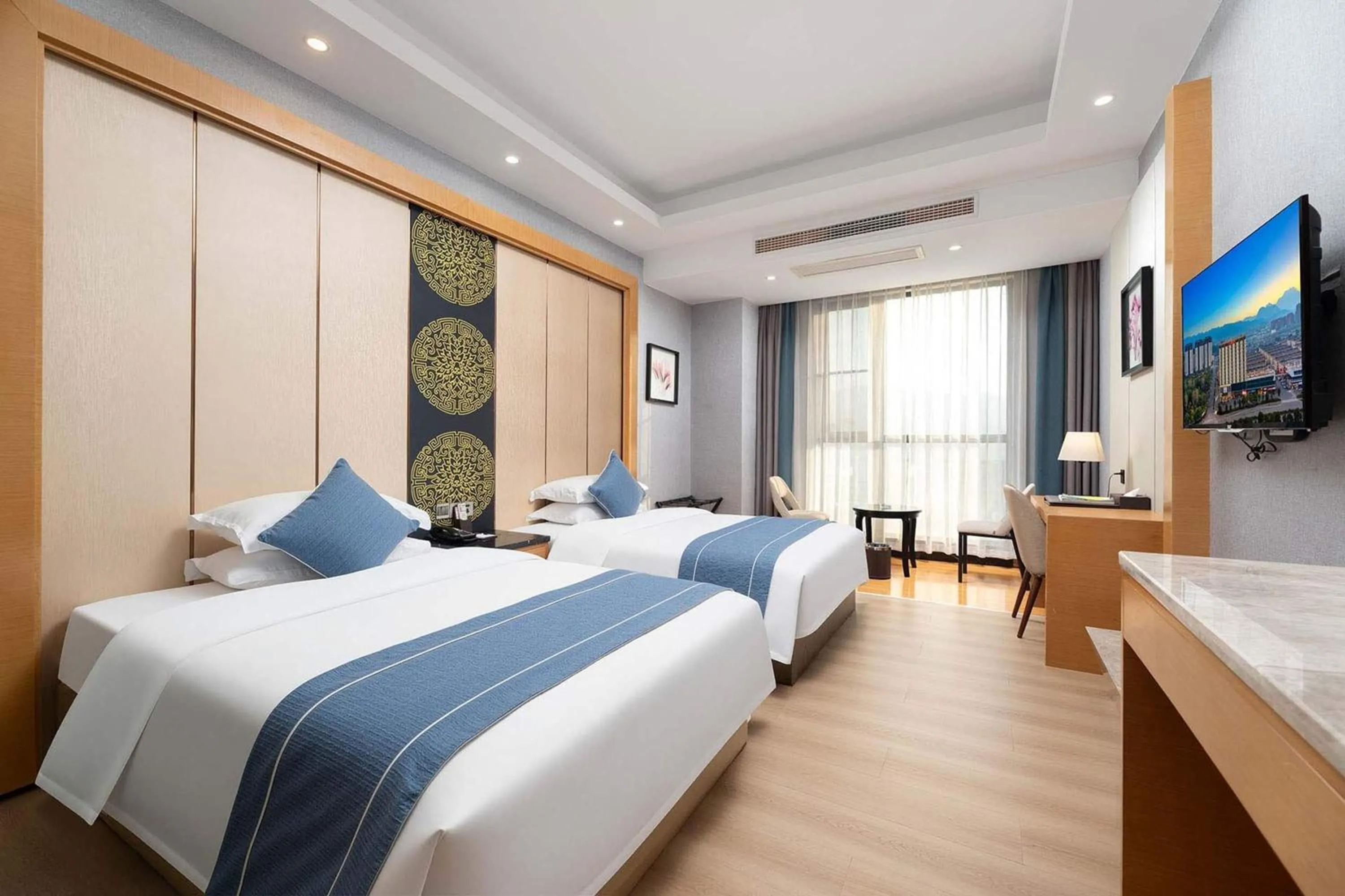 Photo of the whole room, Bed in Ramada by Wyndham Zhangjiajie
