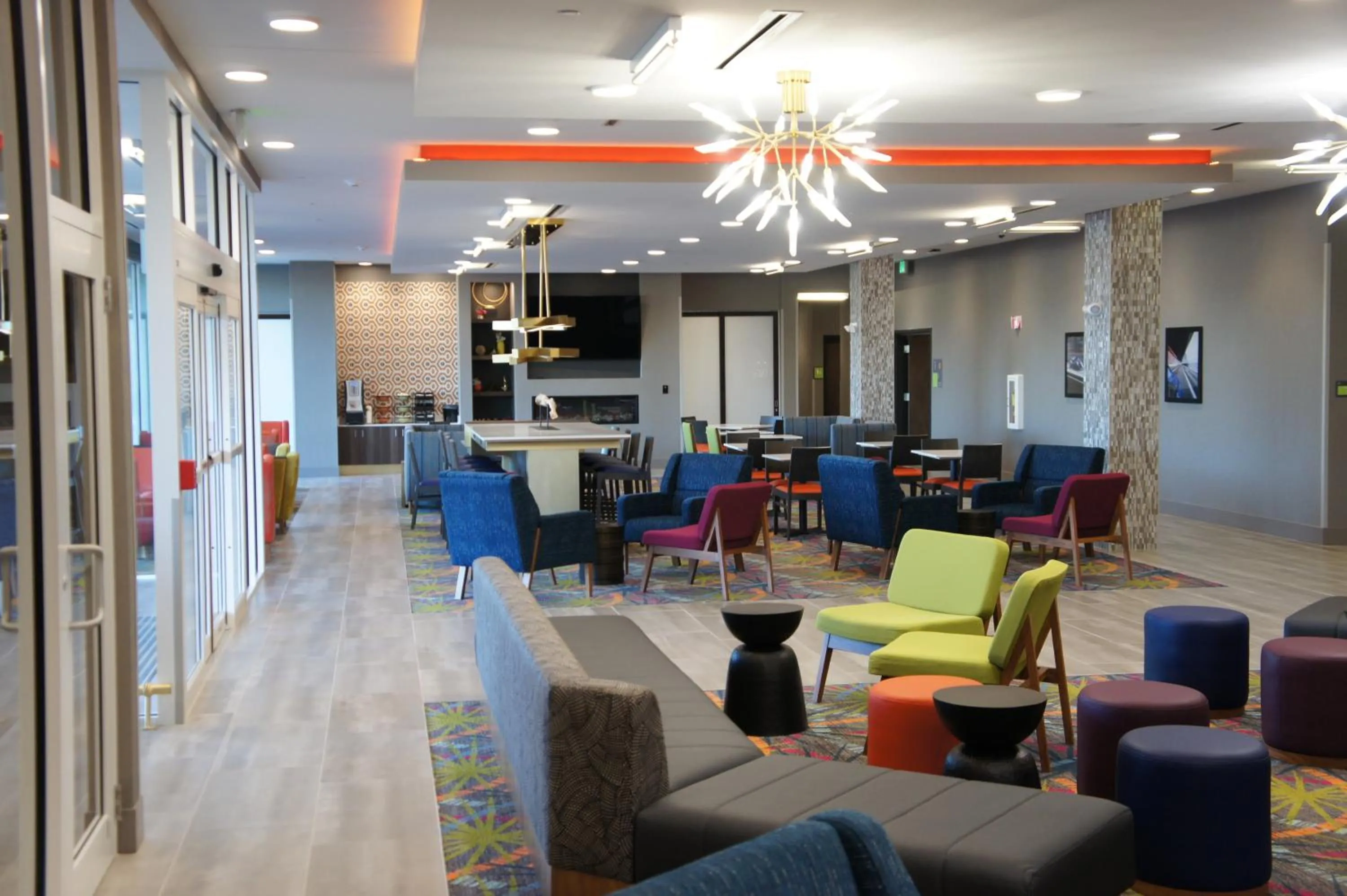 Restaurant/places to eat in La Quinta Inn & Suites by Wyndham Braselton