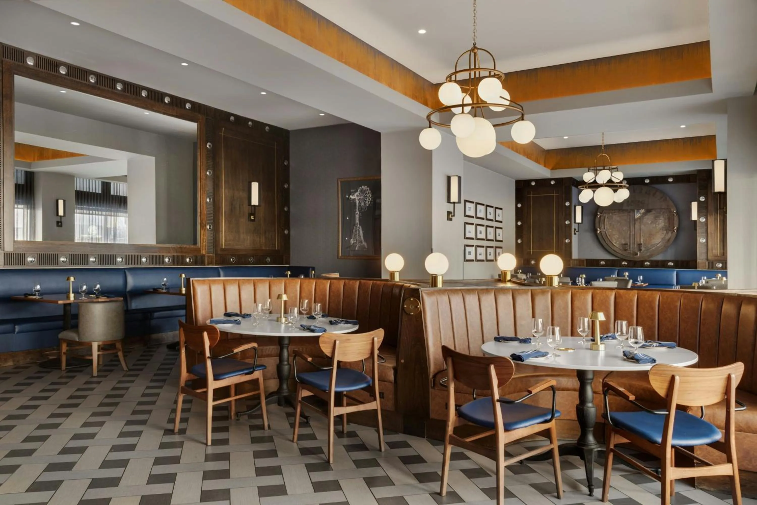 Restaurant/places to eat in The Barfield, Autograph Collection