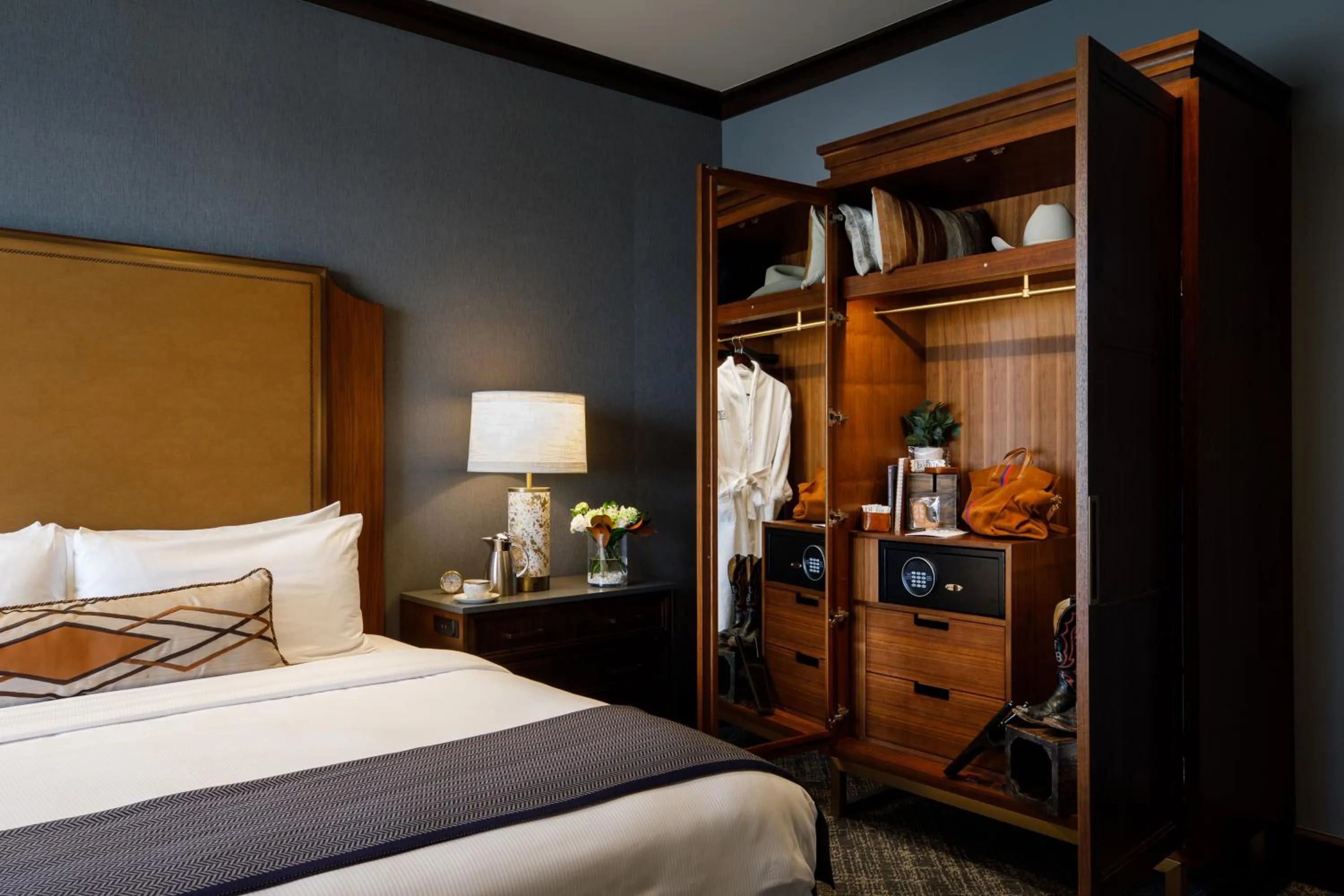 wardrobe, Bed in The Barfield, Autograph Collection