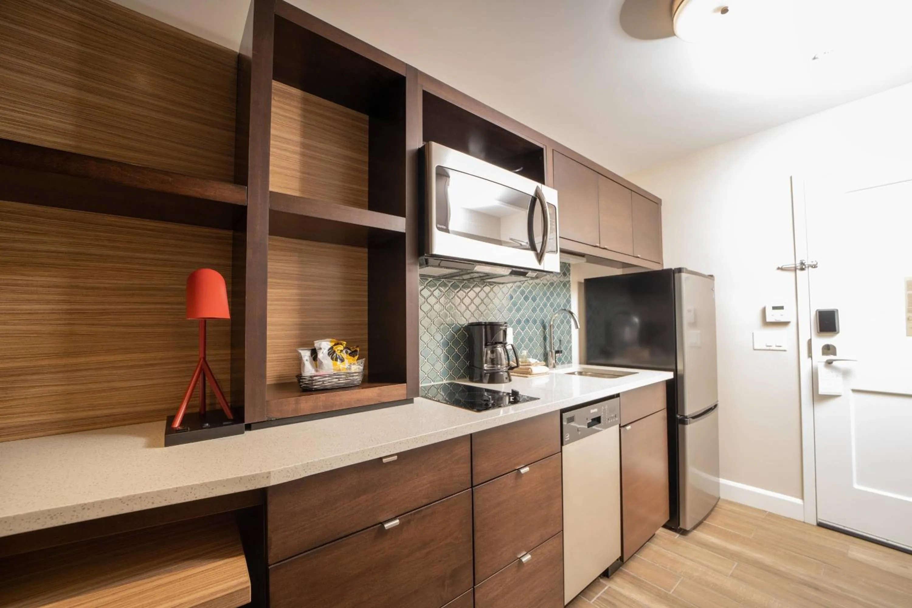 Kitchen or kitchenette in TownePlace Suites by Marriott Petawawa