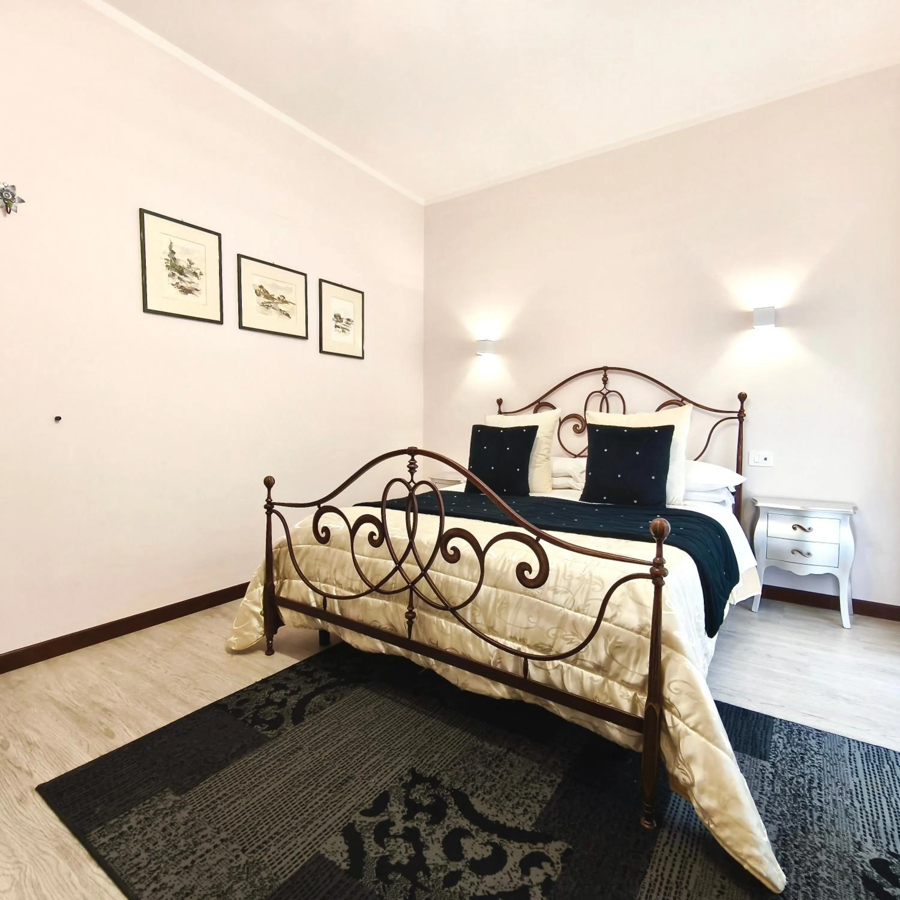 Photo of the whole room, Bed in Villamena