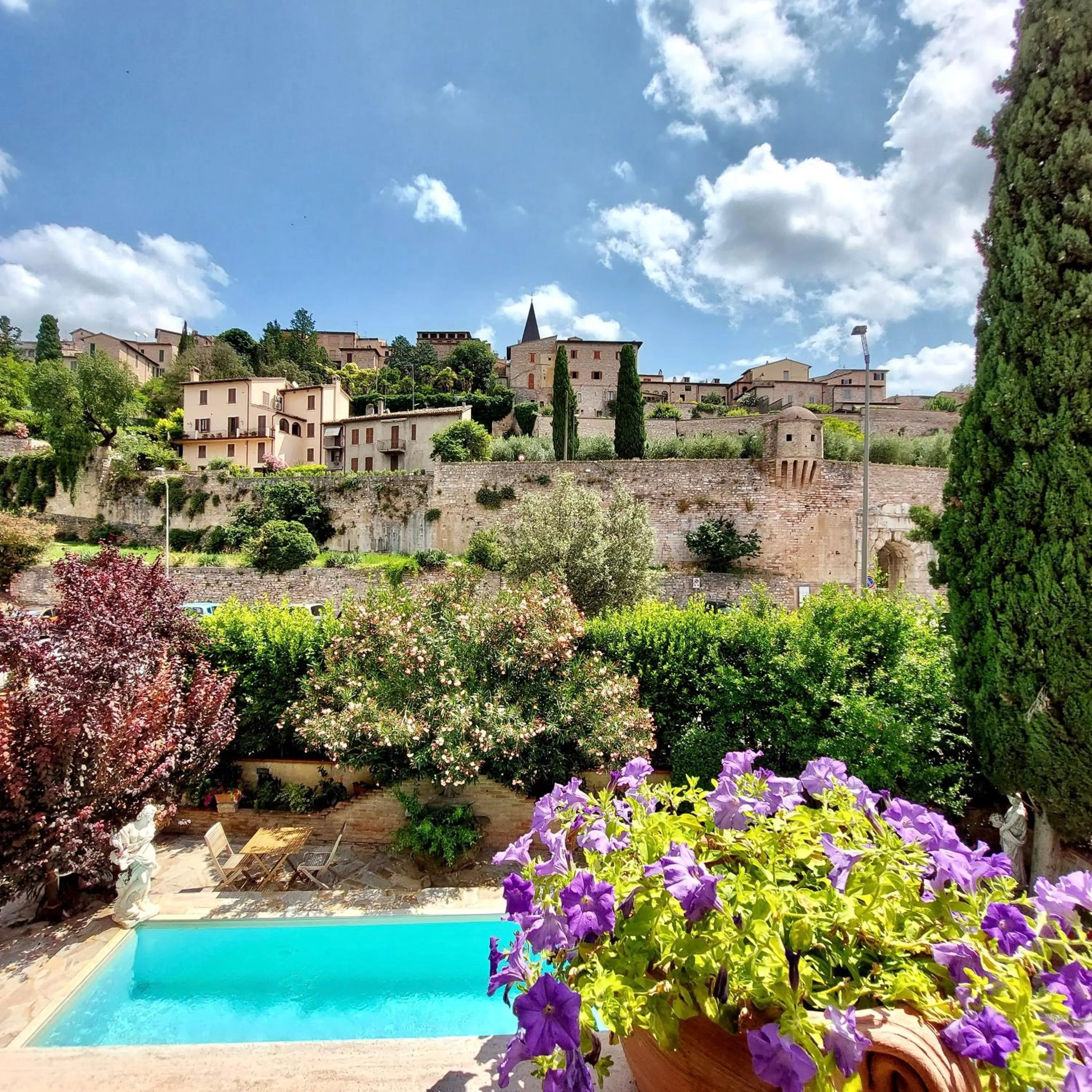 Property building in Villamena