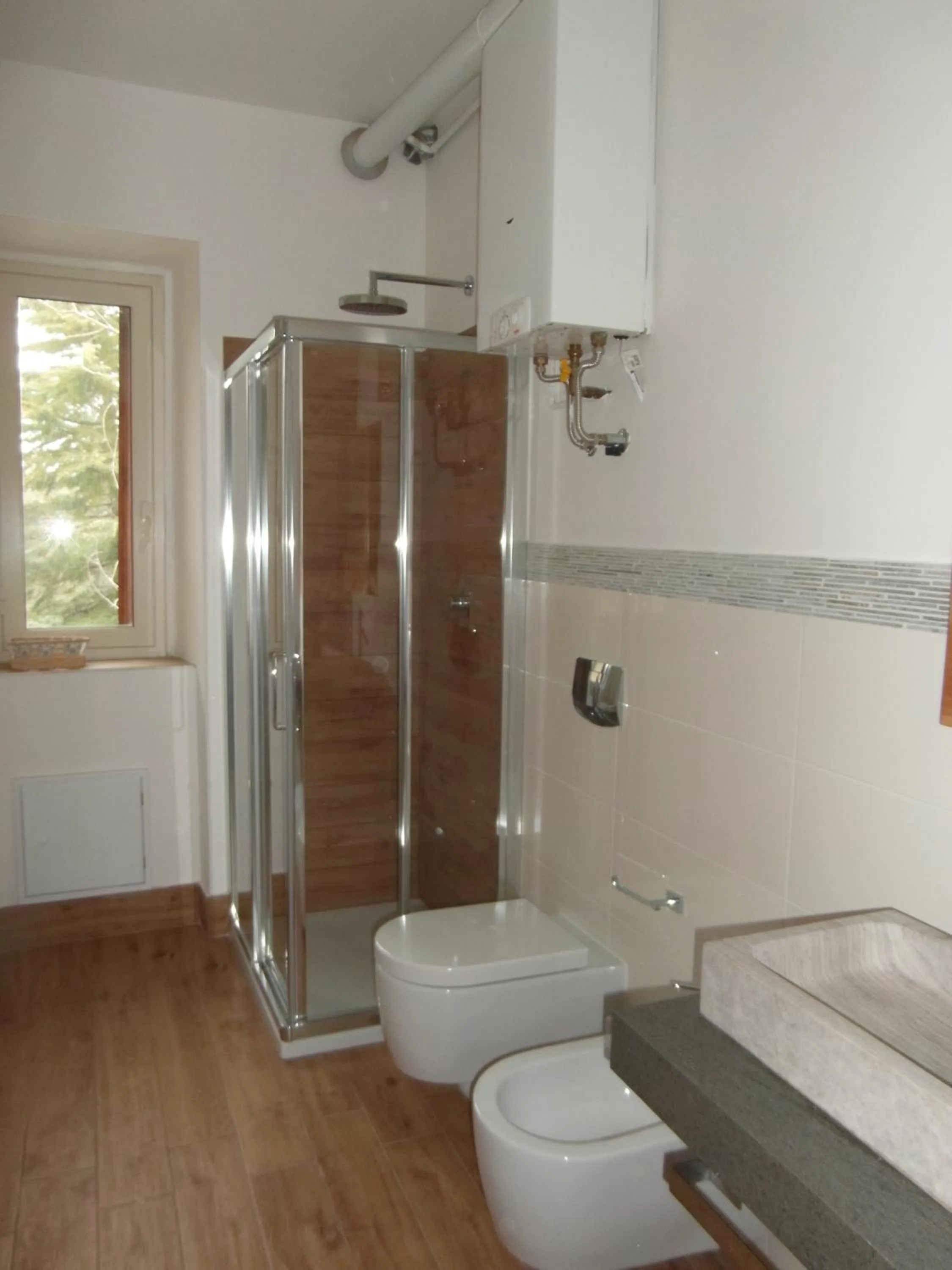 Shower in Residence Serra La Nave