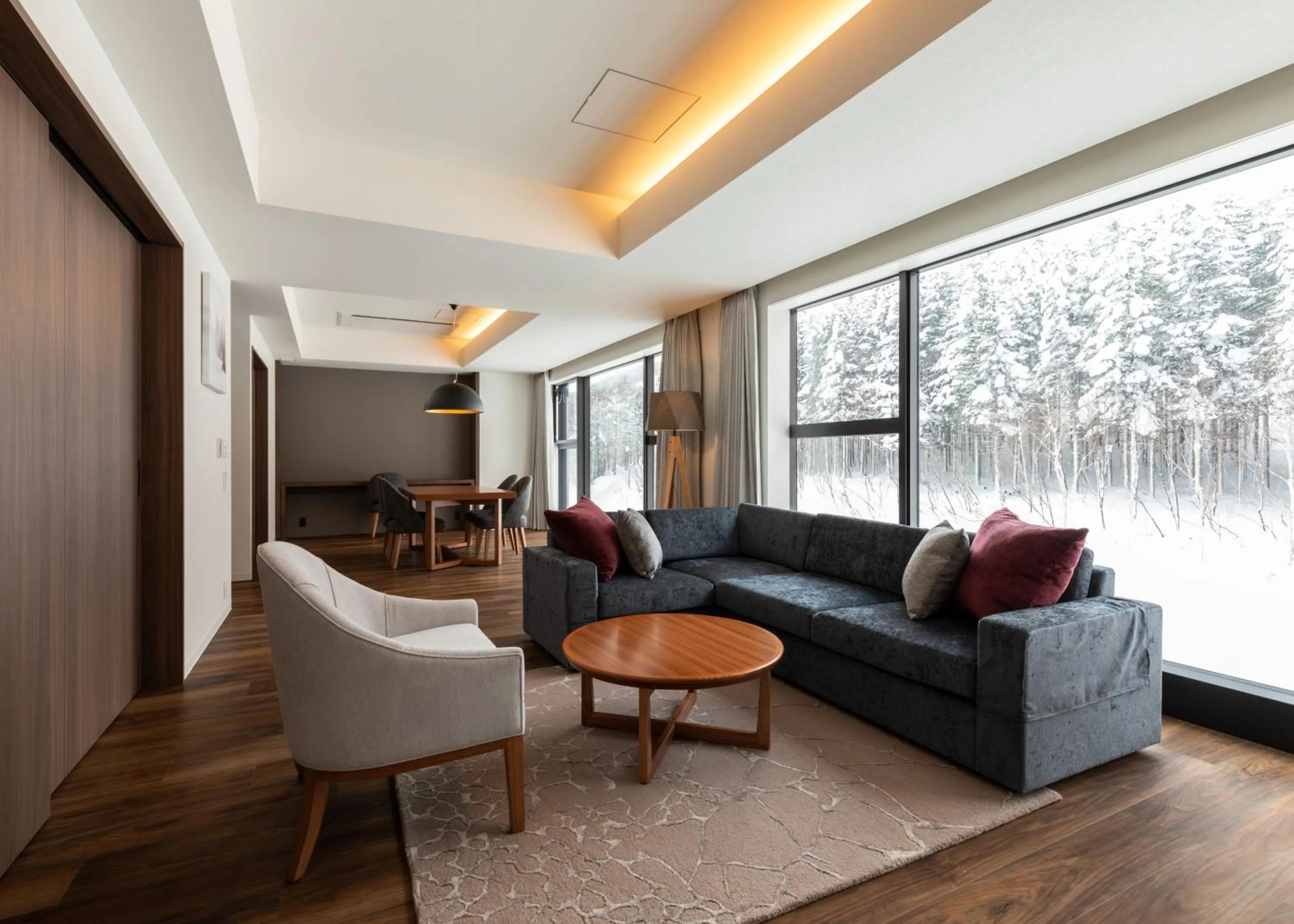 Day in The Vale Rusutsu