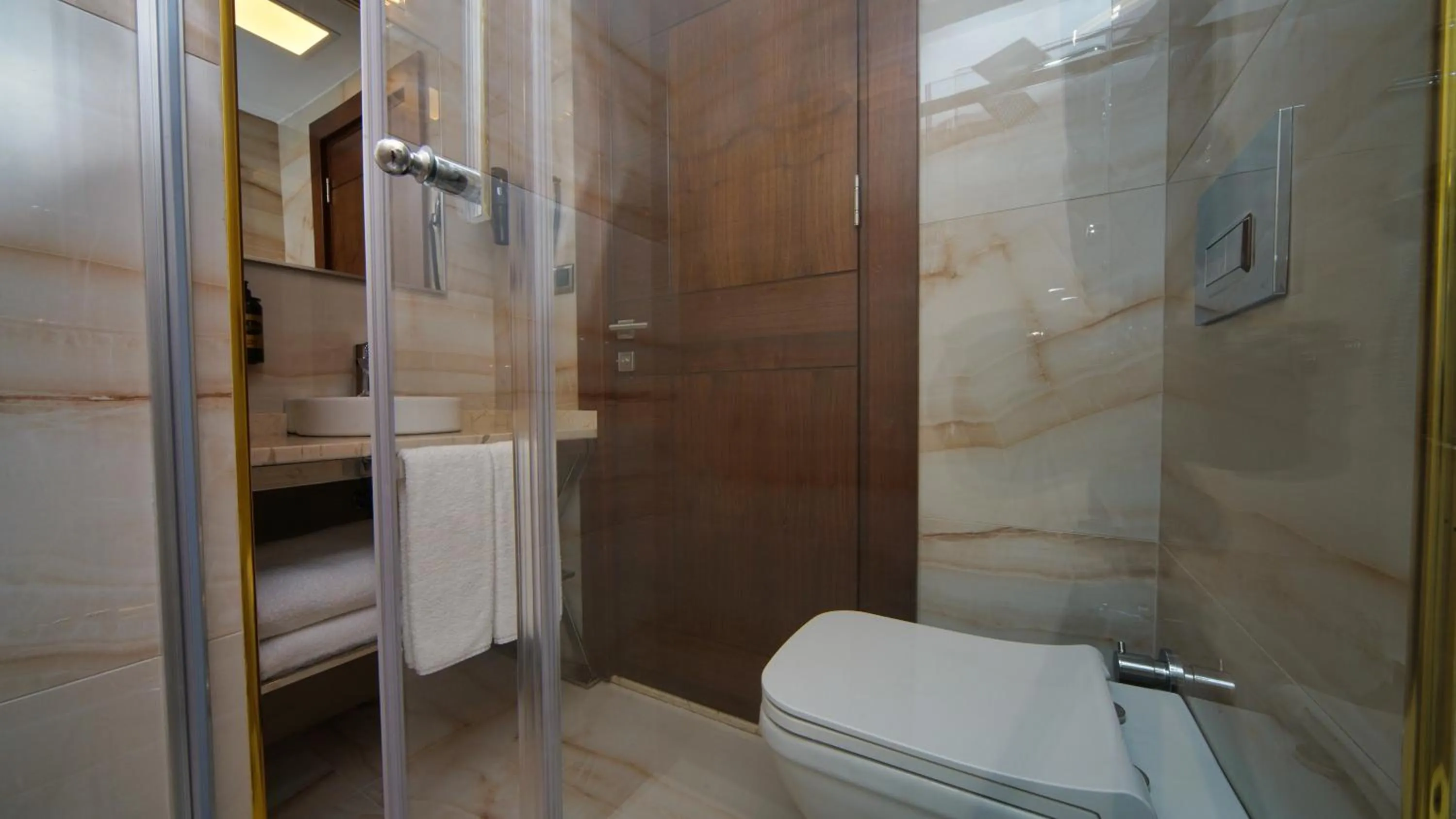 Bathroom in My Dream Istanbul Hotel