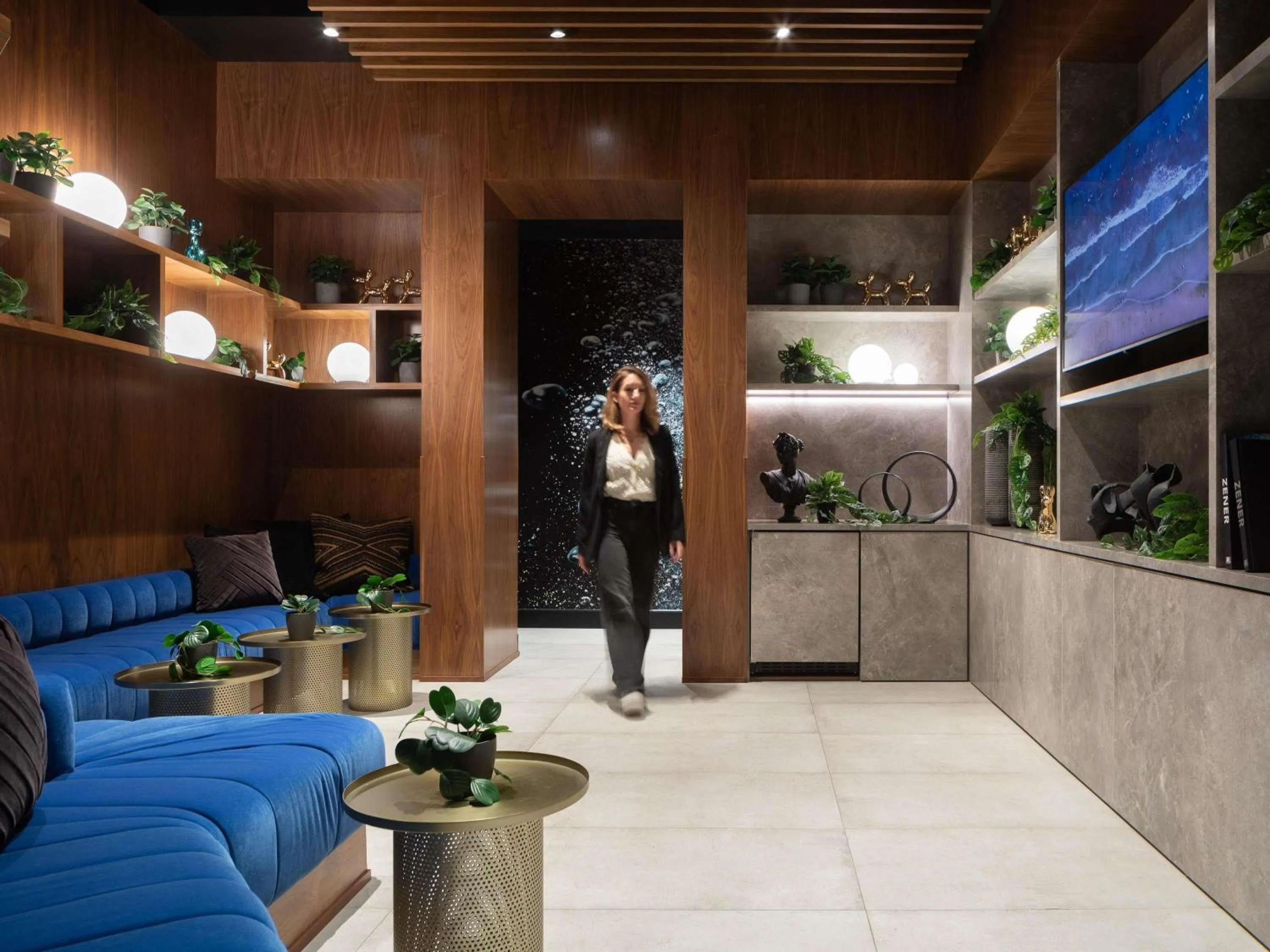 Property building in Hotel Stratford San Francisco - Handwritten Collection