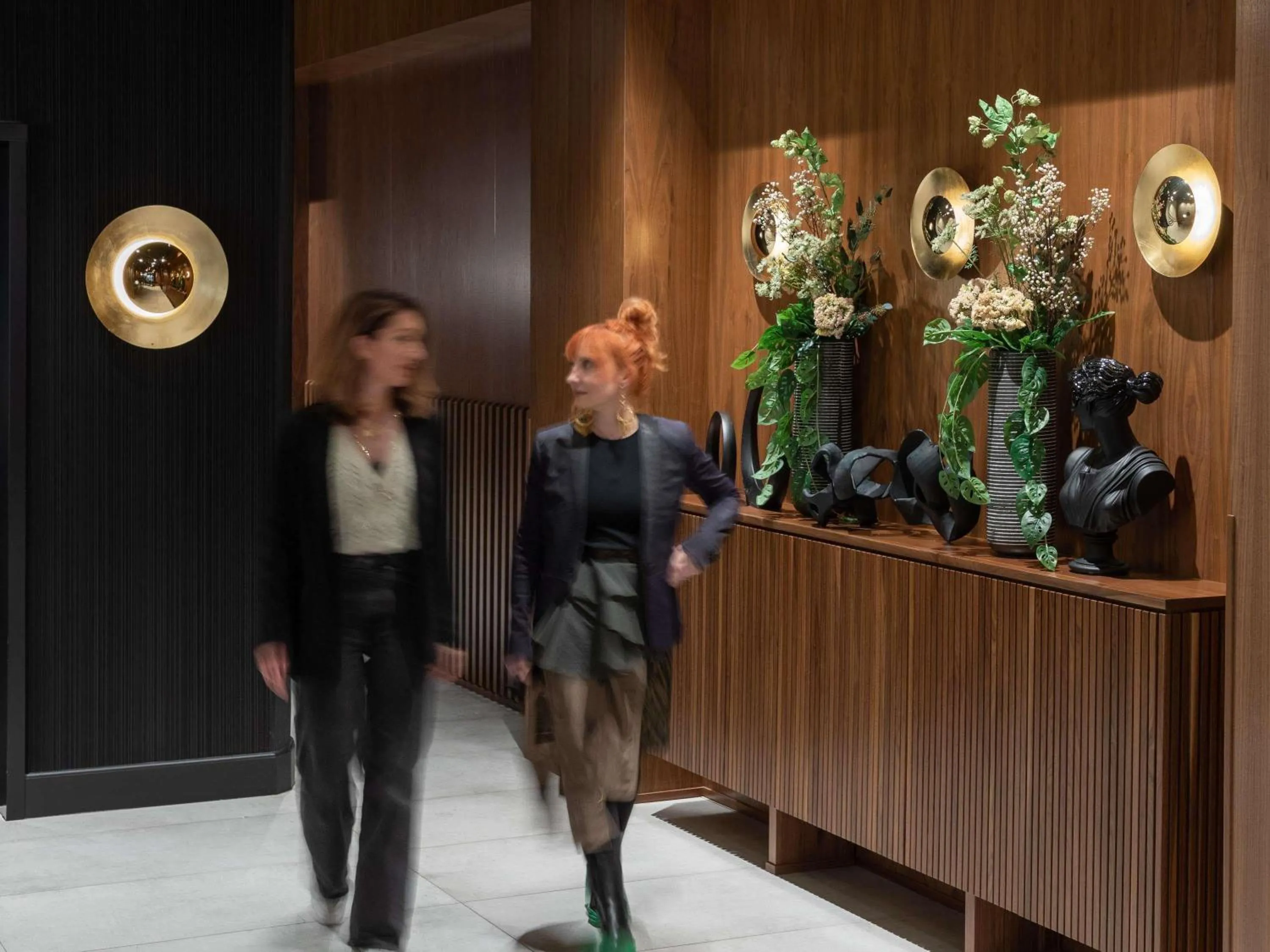 Property building in Hotel Stratford San Francisco - Handwritten Collection