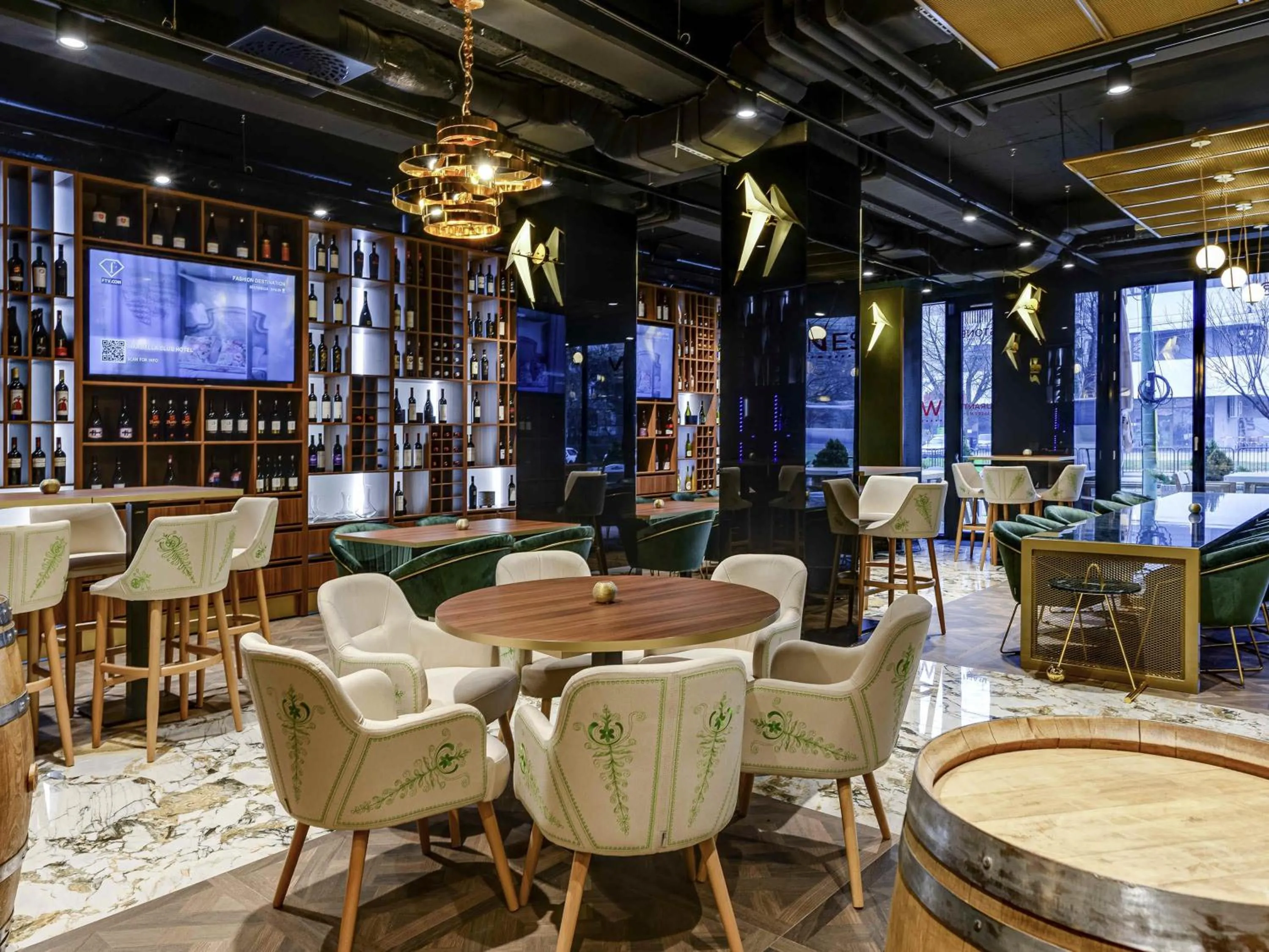 Restaurant/places to eat in Mercure Timisoara