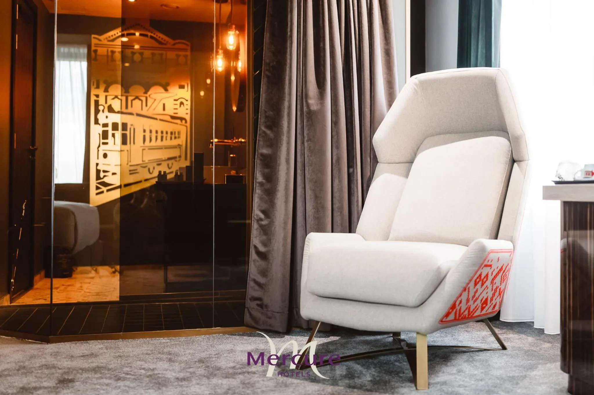 Seating area in Mercure Timisoara