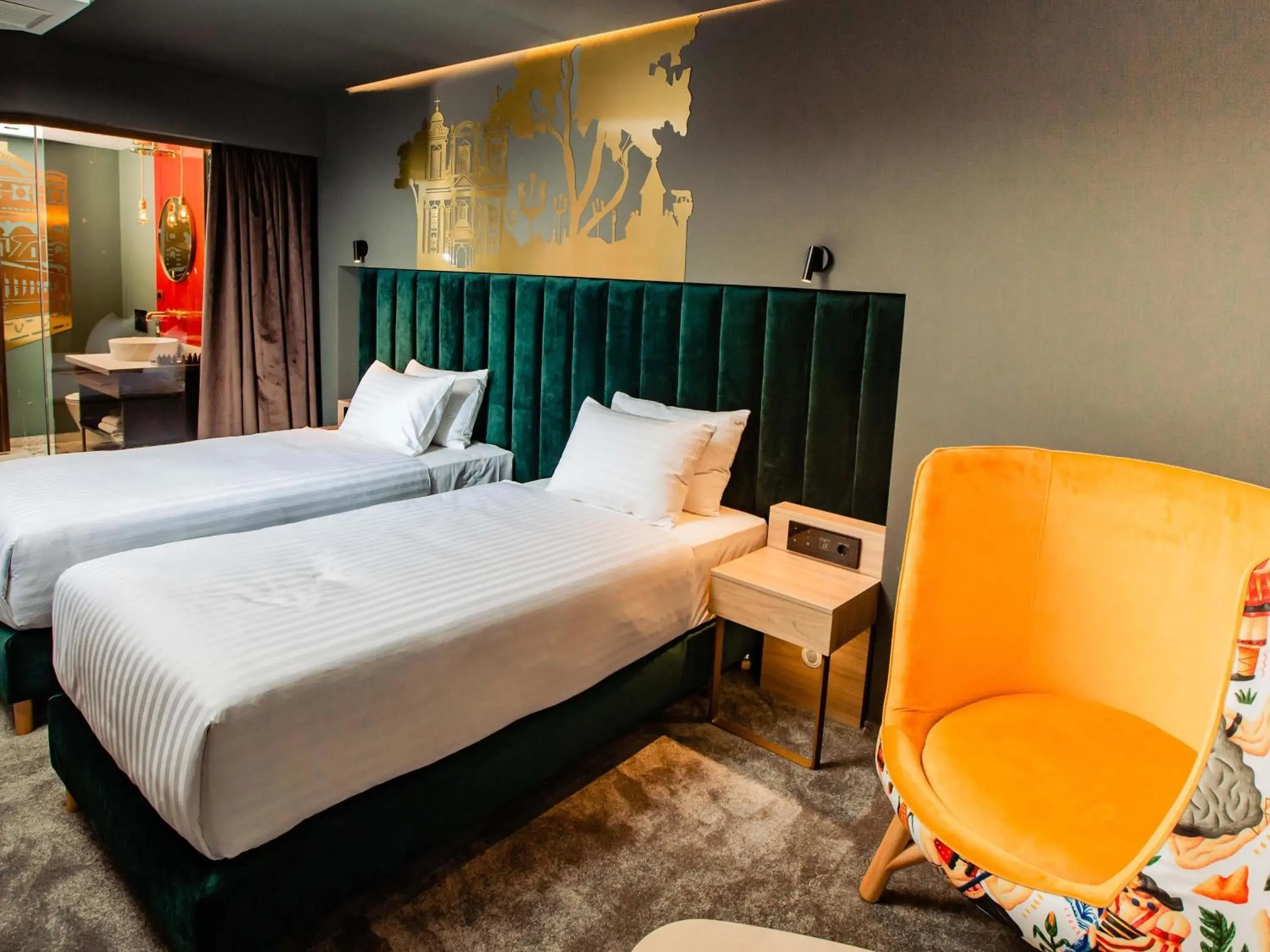 Twin Room in Mercure Timisoara Twin Room in Mercure Timisoara