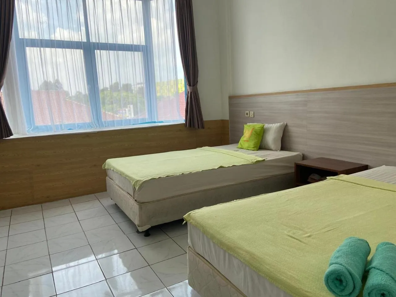 Bed in Hotel Huswah Airport