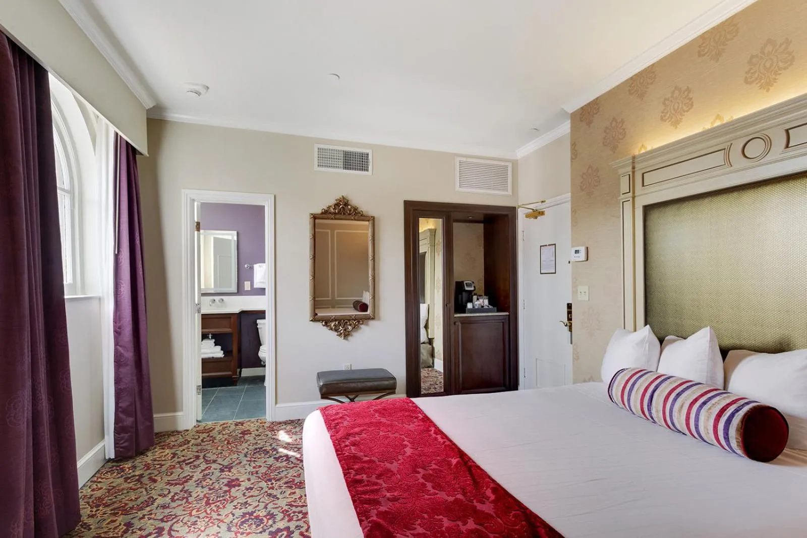 Photo of the whole room, Bed in Prince Conti Hotel