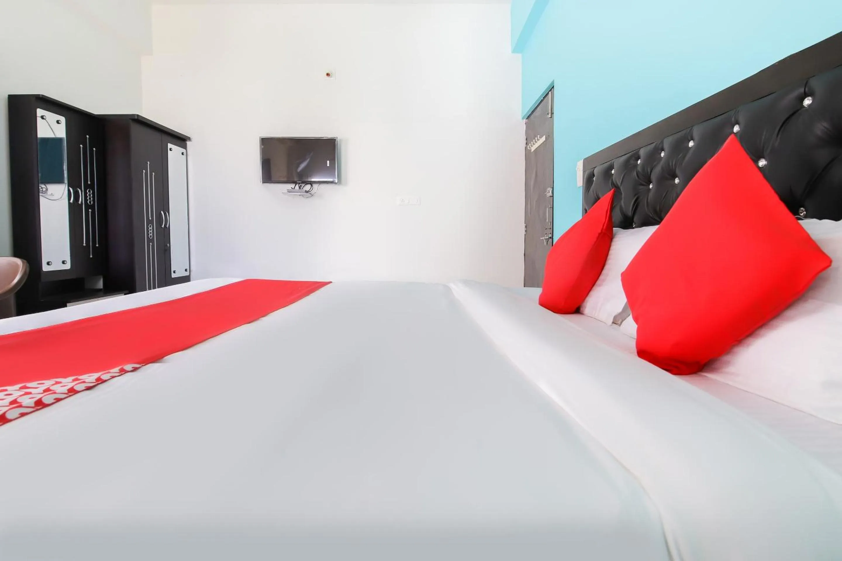 Bedroom in Hotel O Udaipur Valley