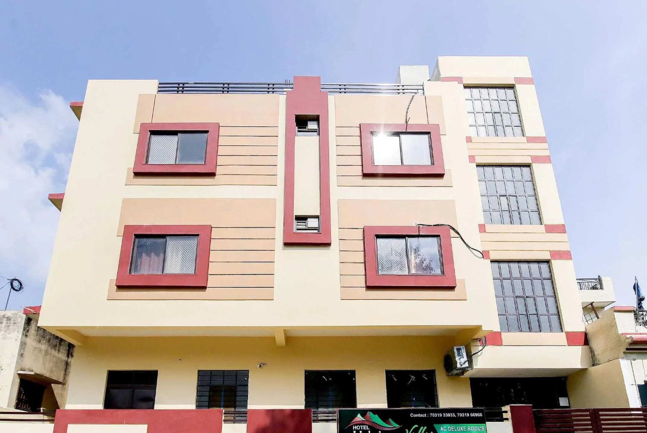 Facade/entrance in Hotel O Udaipur Valley