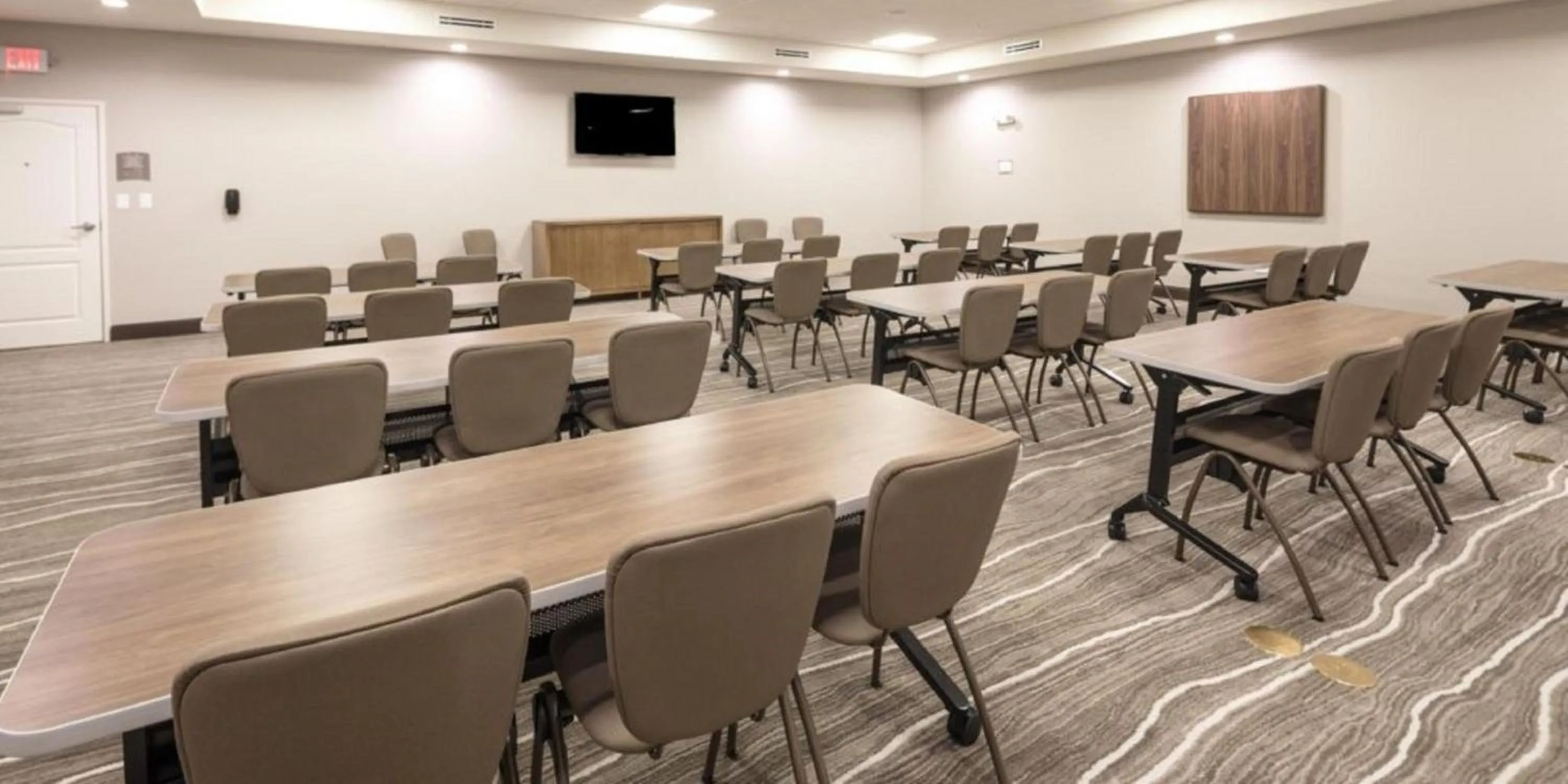 Meeting/conference room in Staybridge Suites - Denton by IHG
