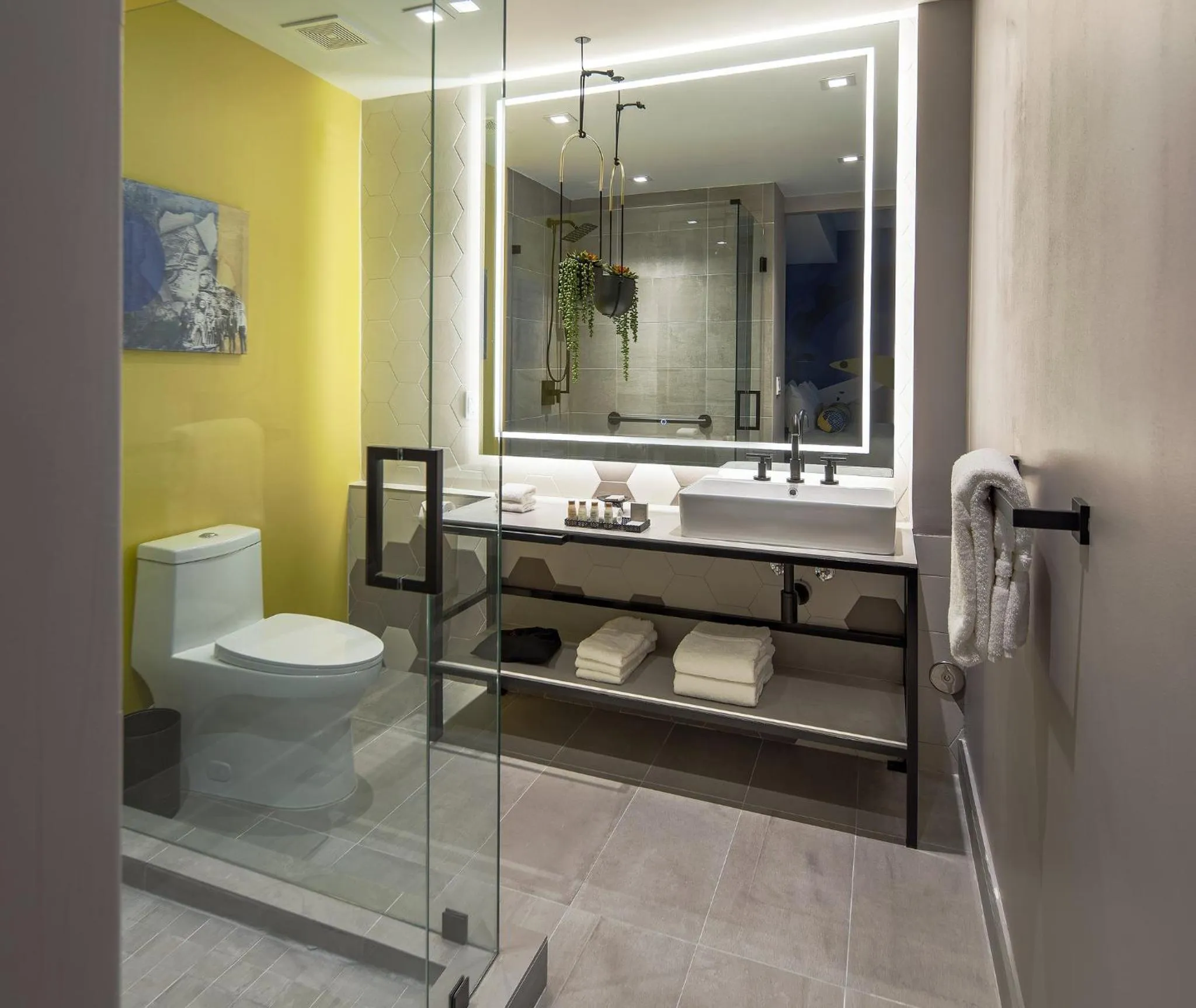 Bathroom in Hotel Indigo Miami Brickell by IHG