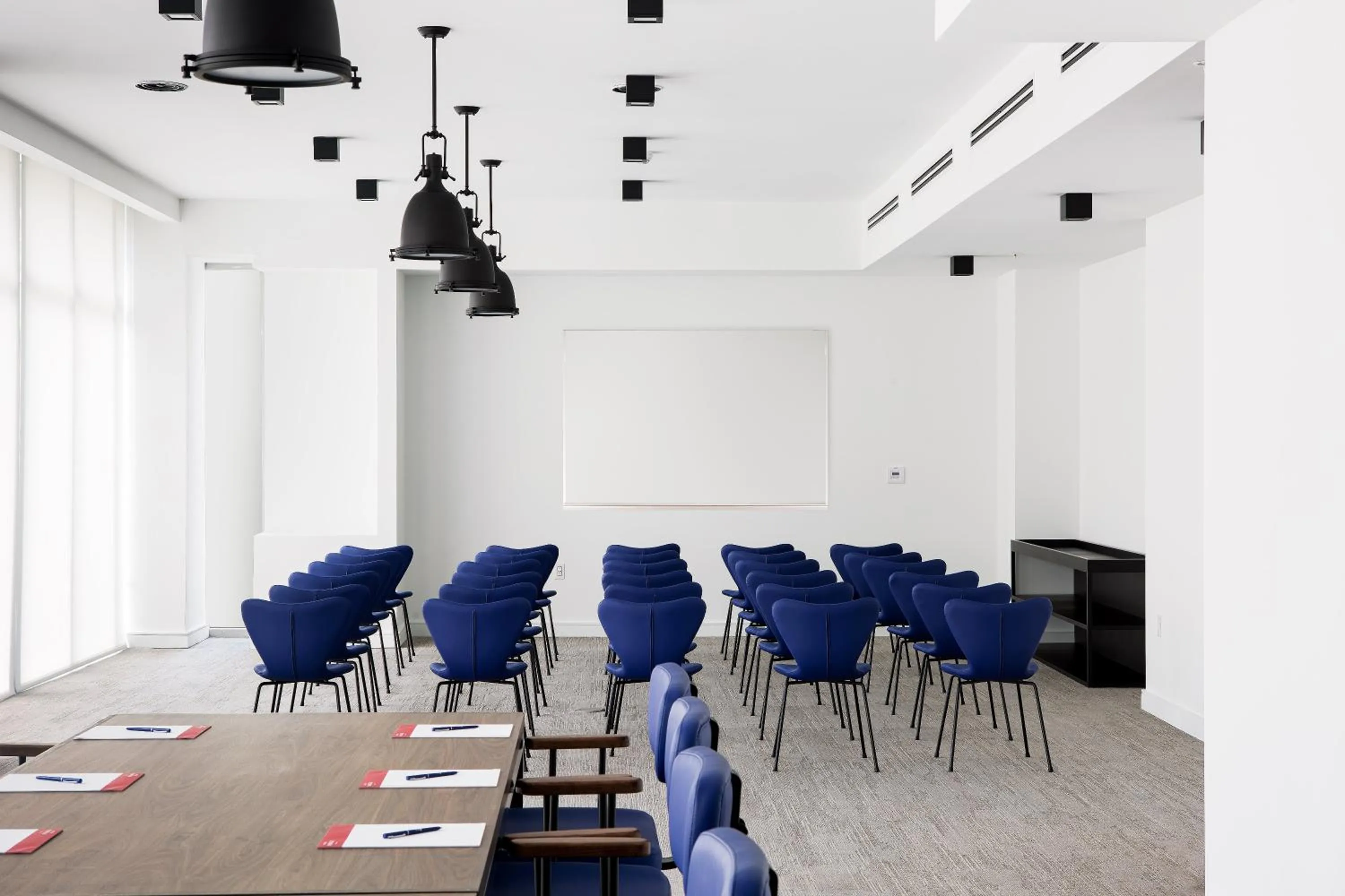 Meeting/conference room in Hotel Indigo Miami Brickell by IHG