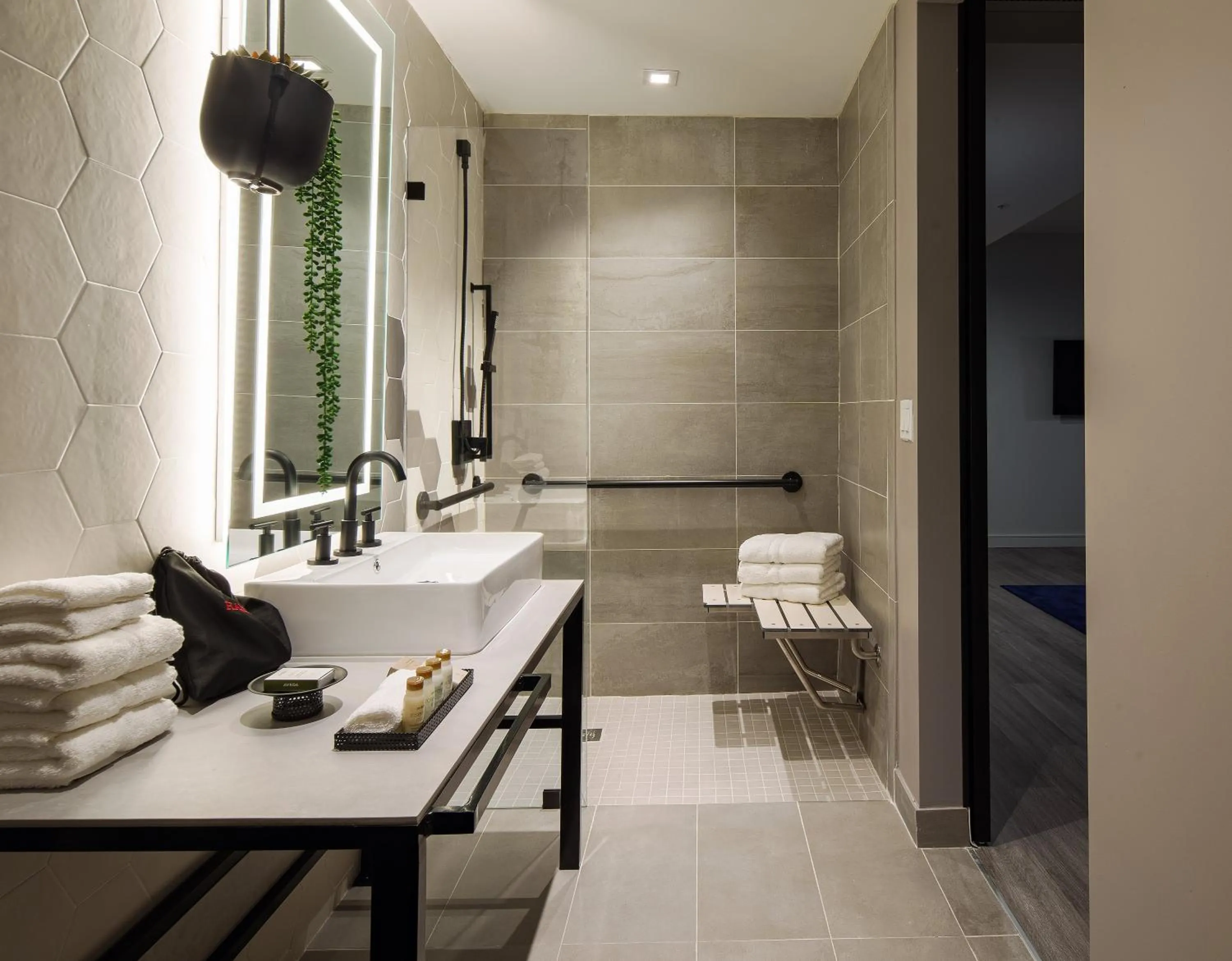 Bathroom in Hotel Indigo Miami Brickell by IHG