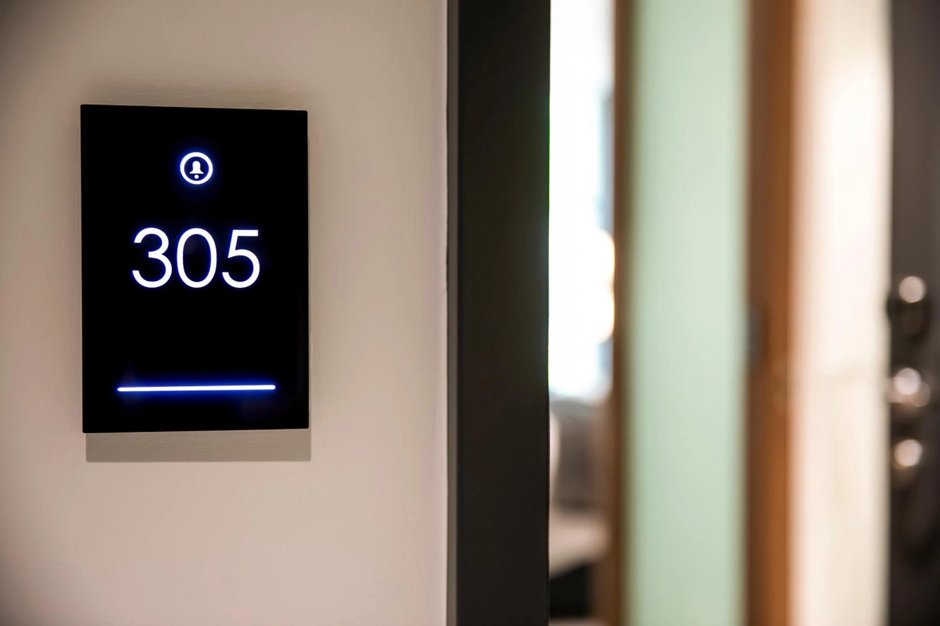 Photo of the whole room in Crowne Plaza Sydney Darling Harbour by IHG