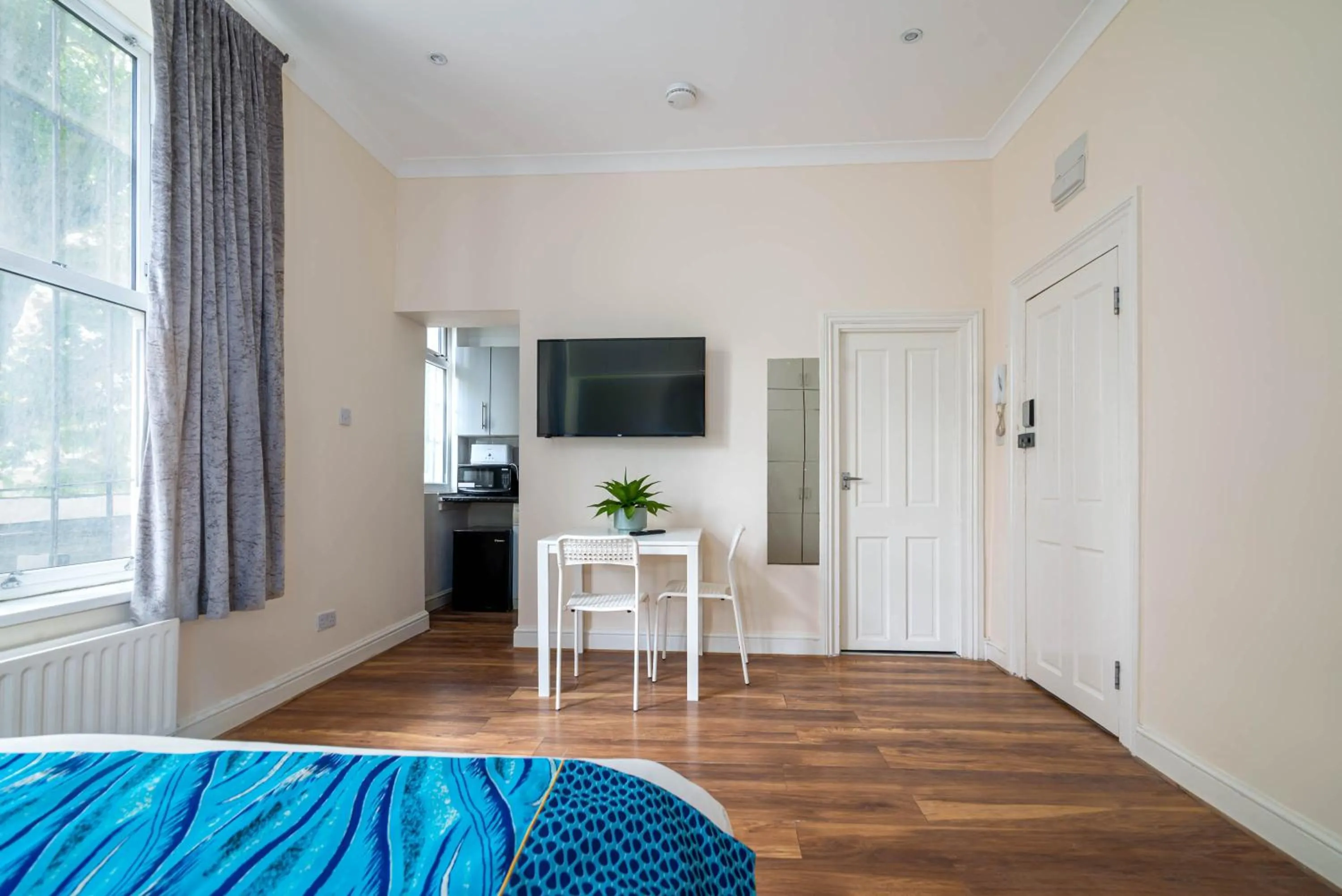 Bedroom in Camden Apartments