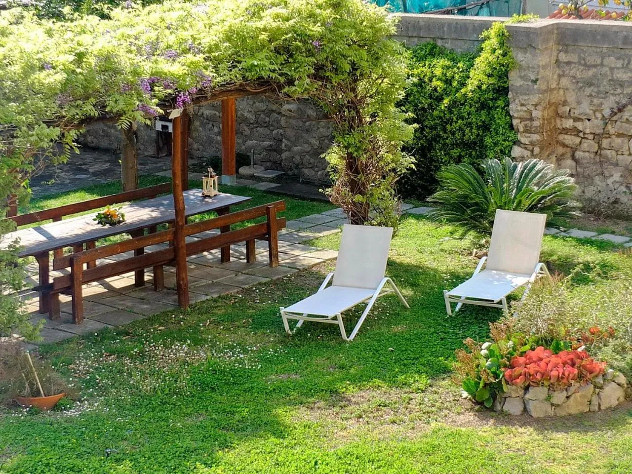 Garden in B&B Villa Elisa